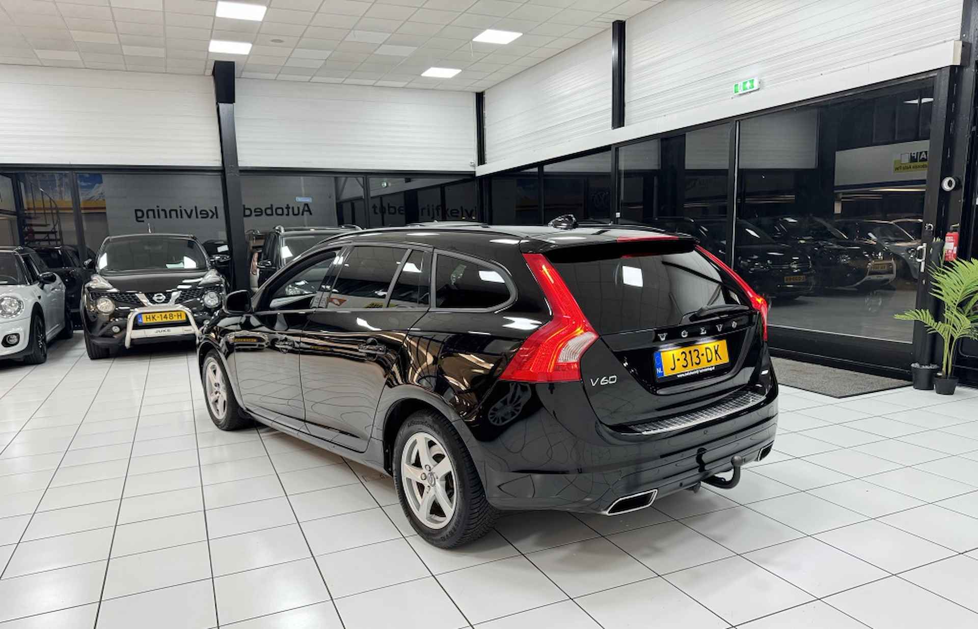 Volvo V60 2.0 D2 Kinetic Bovag garantie Automaat - 13/34