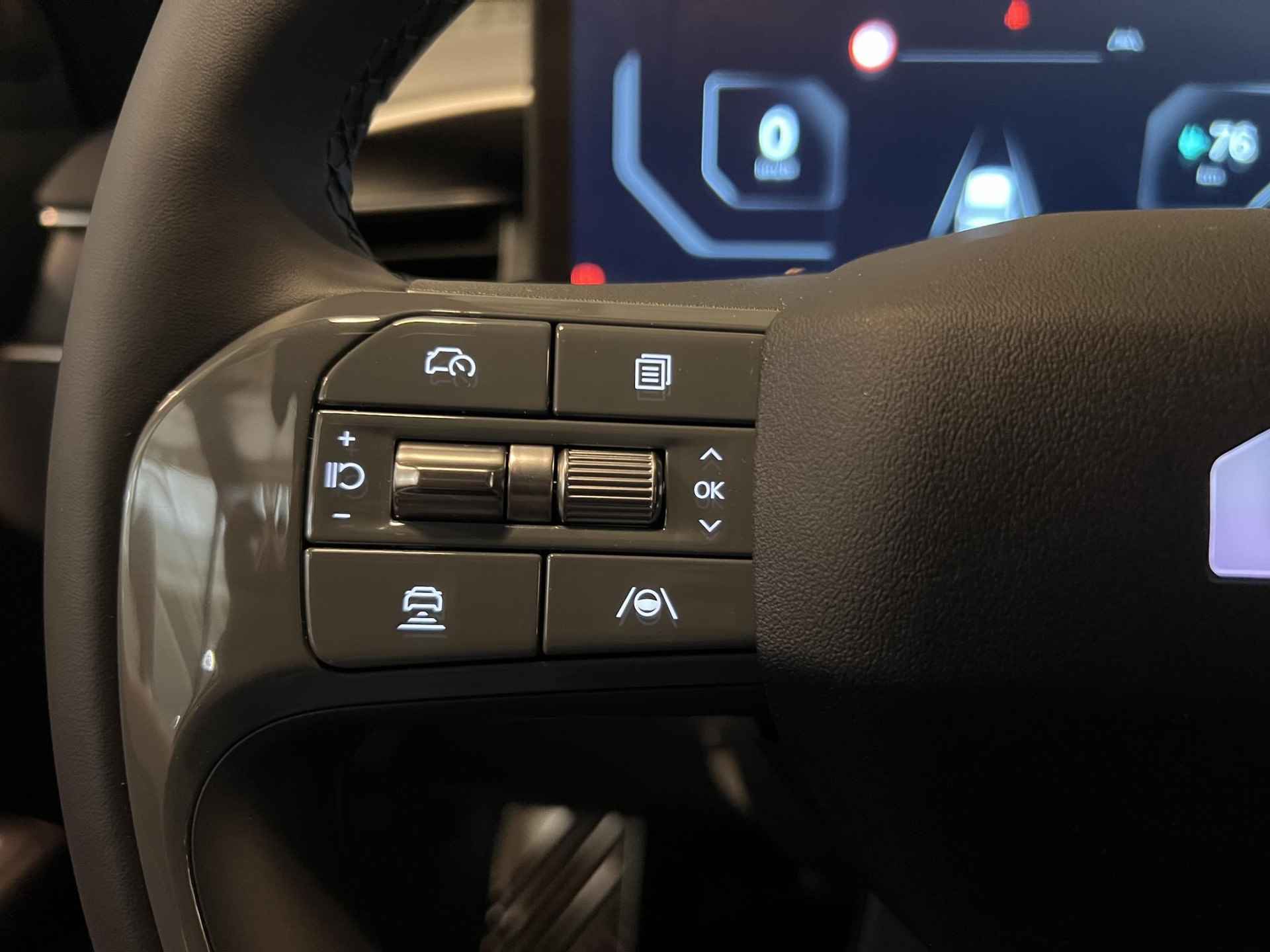 Kia EV9 Launch Edition GT-Line AWD 100 kWh | Te Bestellen! | Digitale Binnenspiegel | 360 Graden Camera | Stuurverwarming | Stoelverwarming-/Ventilatie V & A | Elektrische Achterklep | 21" LM Zwarte Velgen | - 46/59