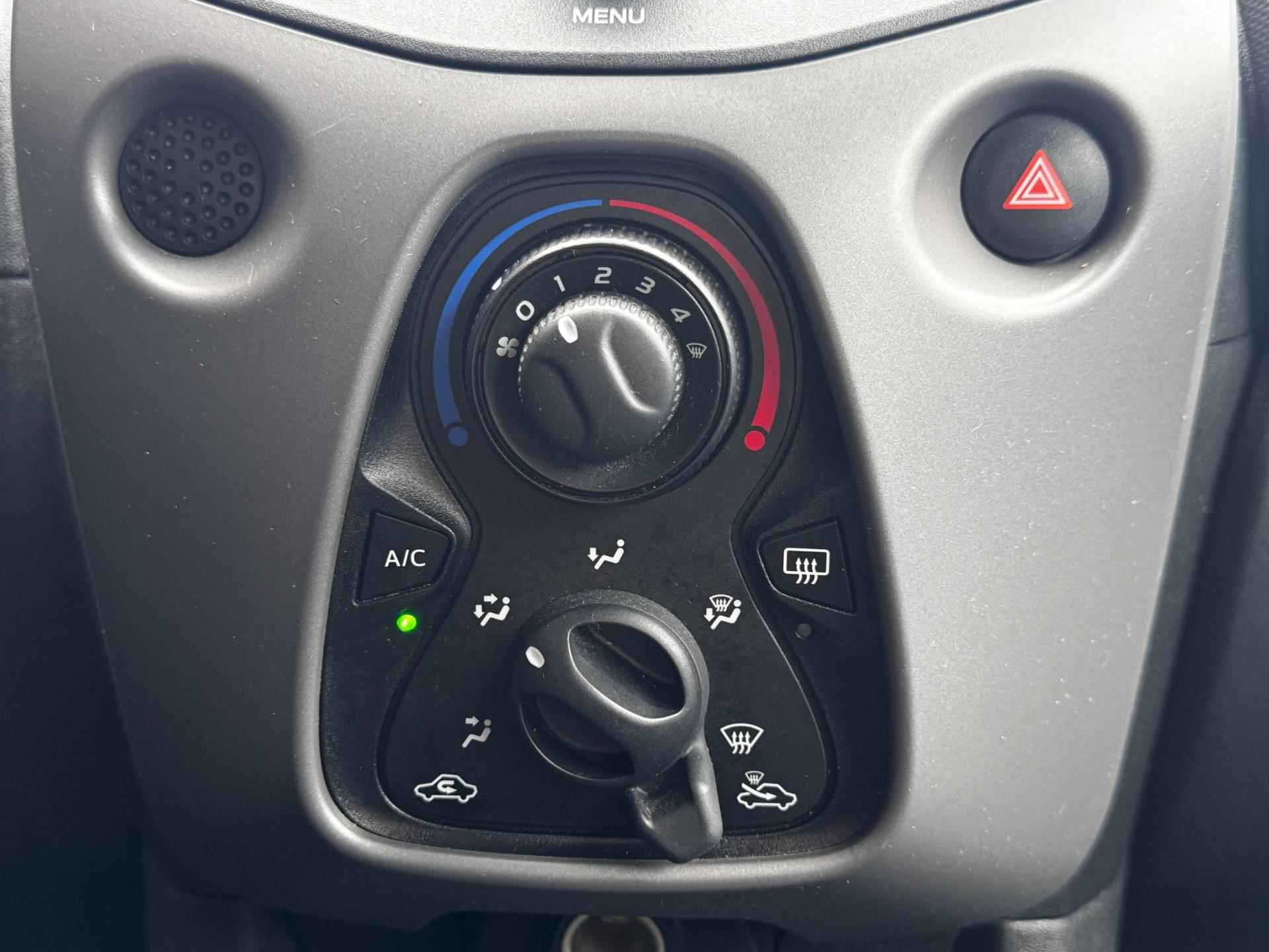 Peugeot 108 1.0 e-VTi Active / Airco / Bluetooth / 1e Eigenaar / Origineel NED-108 / Facturen onderhoud aanwezig - 9/39