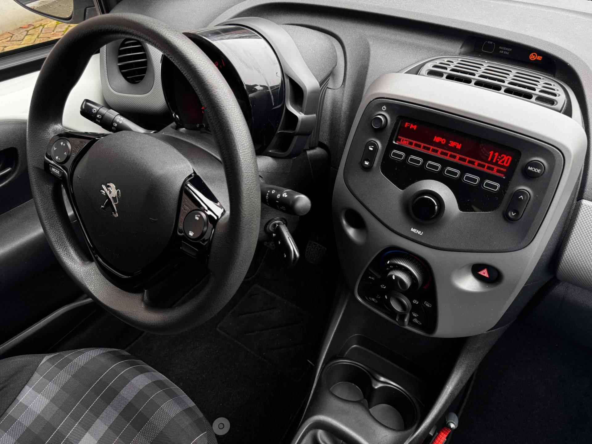 Peugeot 108 1.0 e-VTi Active / Airco / Bluetooth / 1e Eigenaar / Origineel NED-108 / Facturen onderhoud aanwezig - 17/39