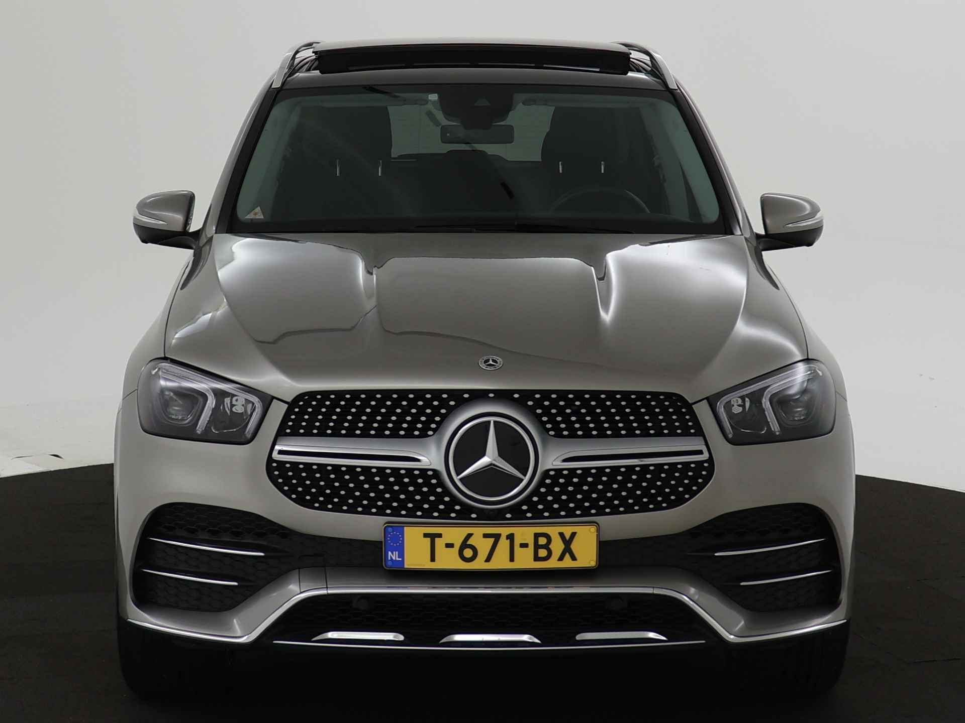 Mercedes-Benz GLE 350 e 4-MATIC AMG Sportpakket | Trekhaak | Panoramadak | Burmester Sound | Memory | Keyless Go | Dode Hoek Ass | Stoelverwarming V+A | 360 gr Camera | Inclusief 24 maanden MB Certified garantie voor Europa. - 28/46