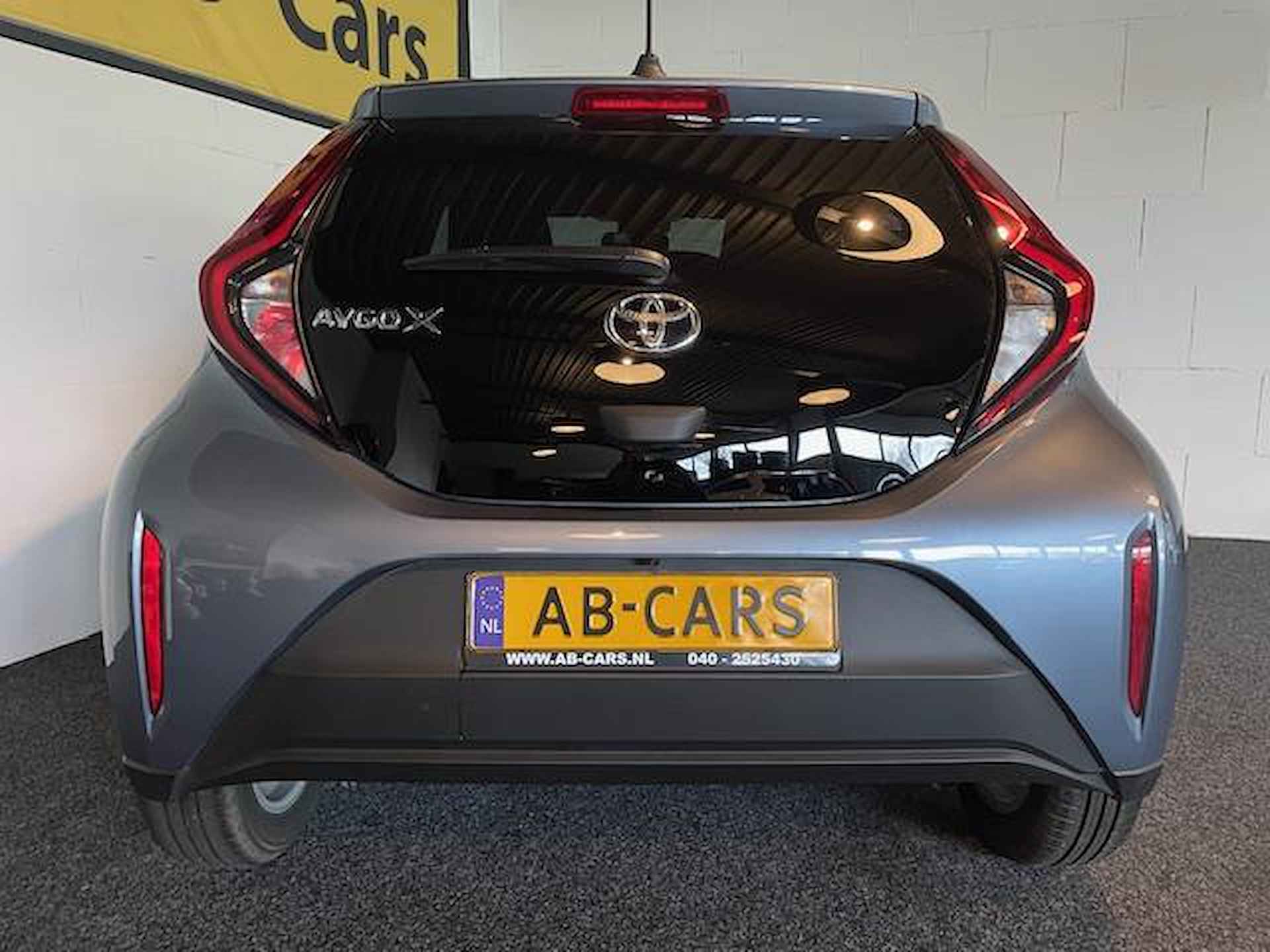 Toyota Aygo X 1.0 VVT-i MT First met lichtmetalen velgen - 6/18