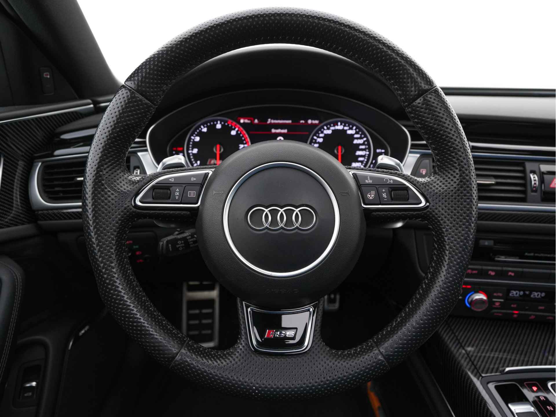 Audi RS6 Avant 4.0 TFSI Quattro Pro-Line-Plus Aut. *CERAMIC-BRAKES | PANO | LEATHER-ALCANTARA | FULL-LED | TOP-VIEW | BLIS | MEMORY-PACK | CARBON-INT. | BOSE-SOUND | LANE-ASSIST | KEYLESS | DAB+ | SPORT-SEATS | SHIFT-PADDLES | 21''ALU* - 17/41