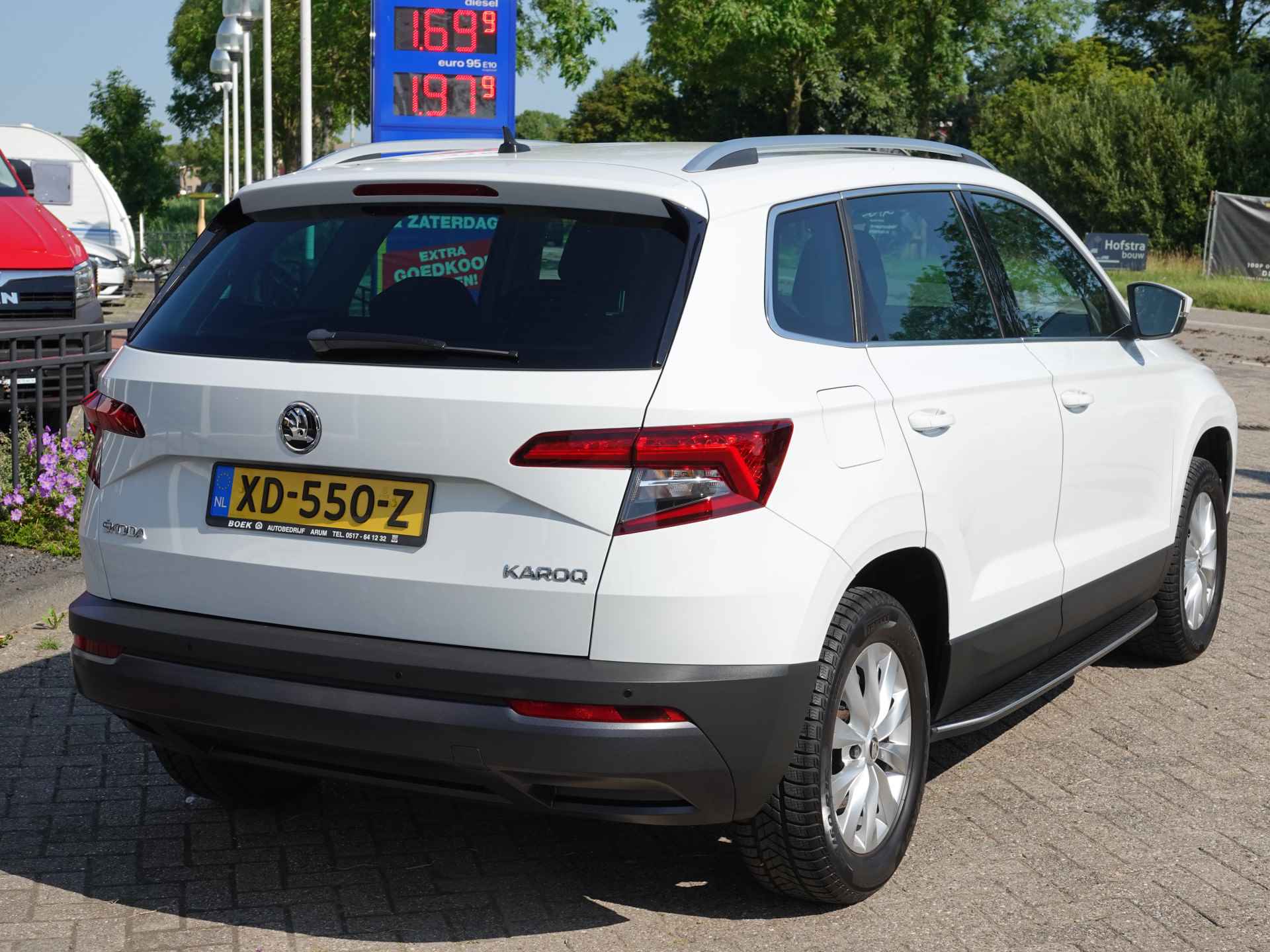 Škoda Karoq 1.0 TSI Clever Edition AUTOM. VOL LEER | CARPLAY | SIDE STEPS | CRUISE | ECC | LMV - 4/28