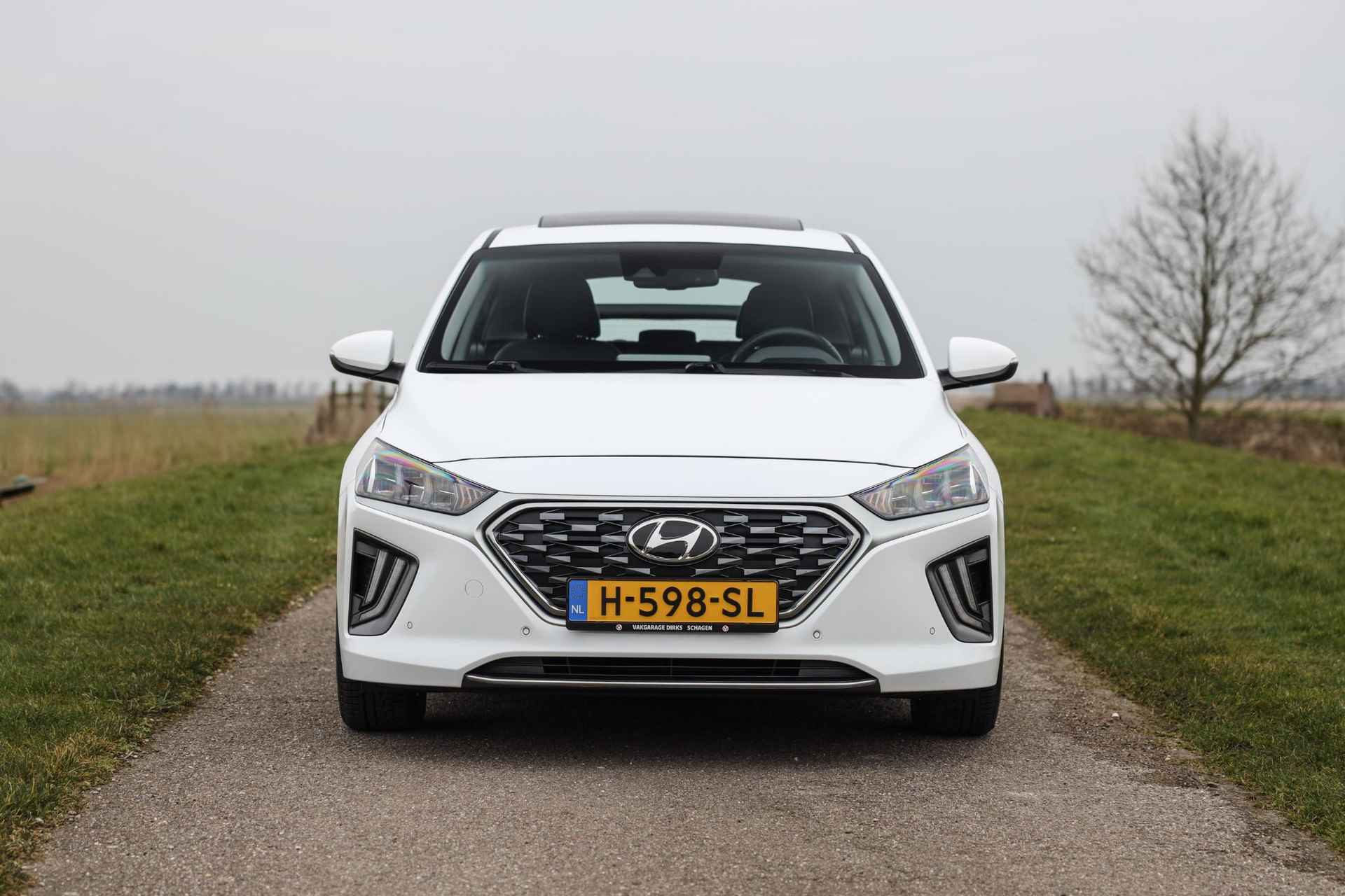 Hyundai IONIQ 1.6 GDi Premium + ✅ Schuifdak ✅ Leder ✅ ACC - 19/42