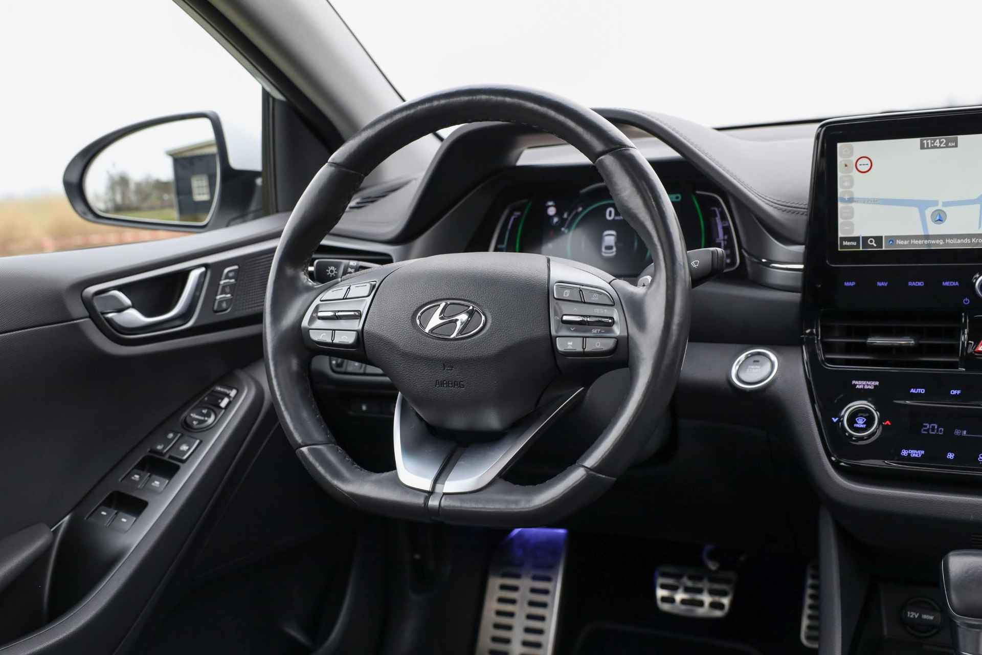 Hyundai IONIQ 1.6 GDi Premium + ✅ Schuifdak ✅ Leder ✅ ACC - 22/42