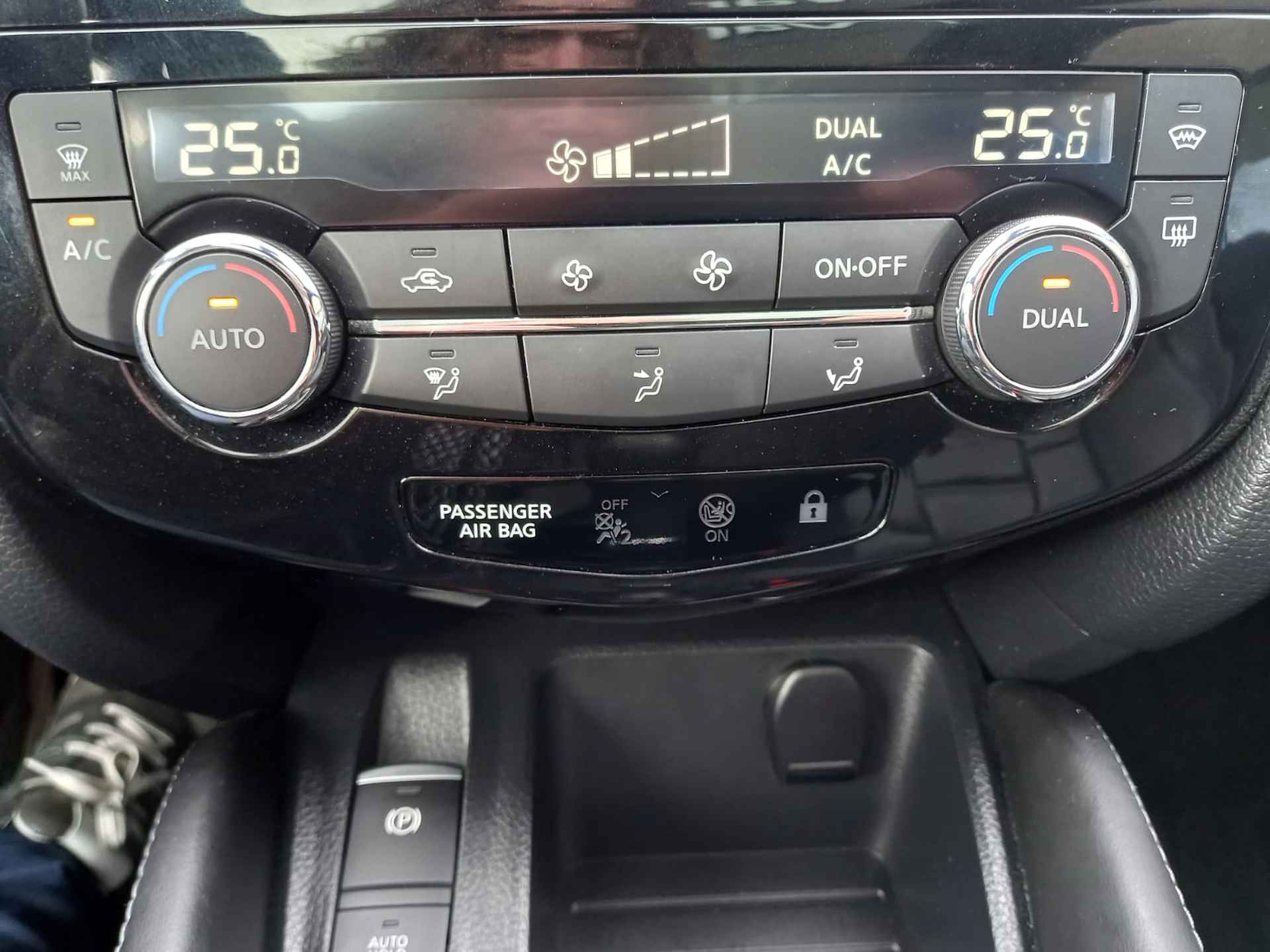 Nissan QASHQAI 1.2 Tekna 116 PK, Airco(automatisch), Multimedia systeem, Panorama dak, Bluetooth telefoonverbinding, Navigatie, Stoelverwarming Zeer nette auto, BOVAG - 22/36