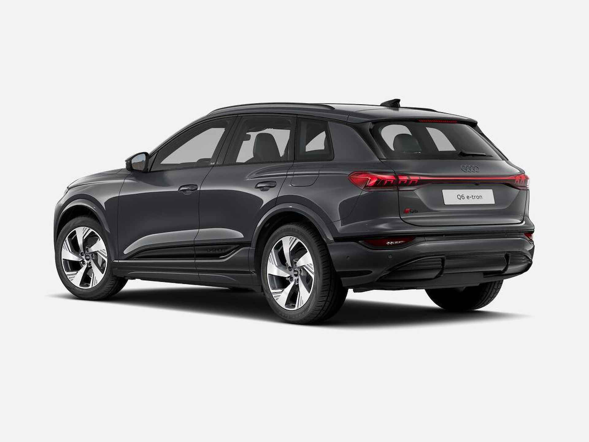 Audi Q6 e-tron S edition performance 306 PK · Tech pakket pro · 360 camera's · Adaptieve luchtvering · Comfortpakket pro · - 2/8