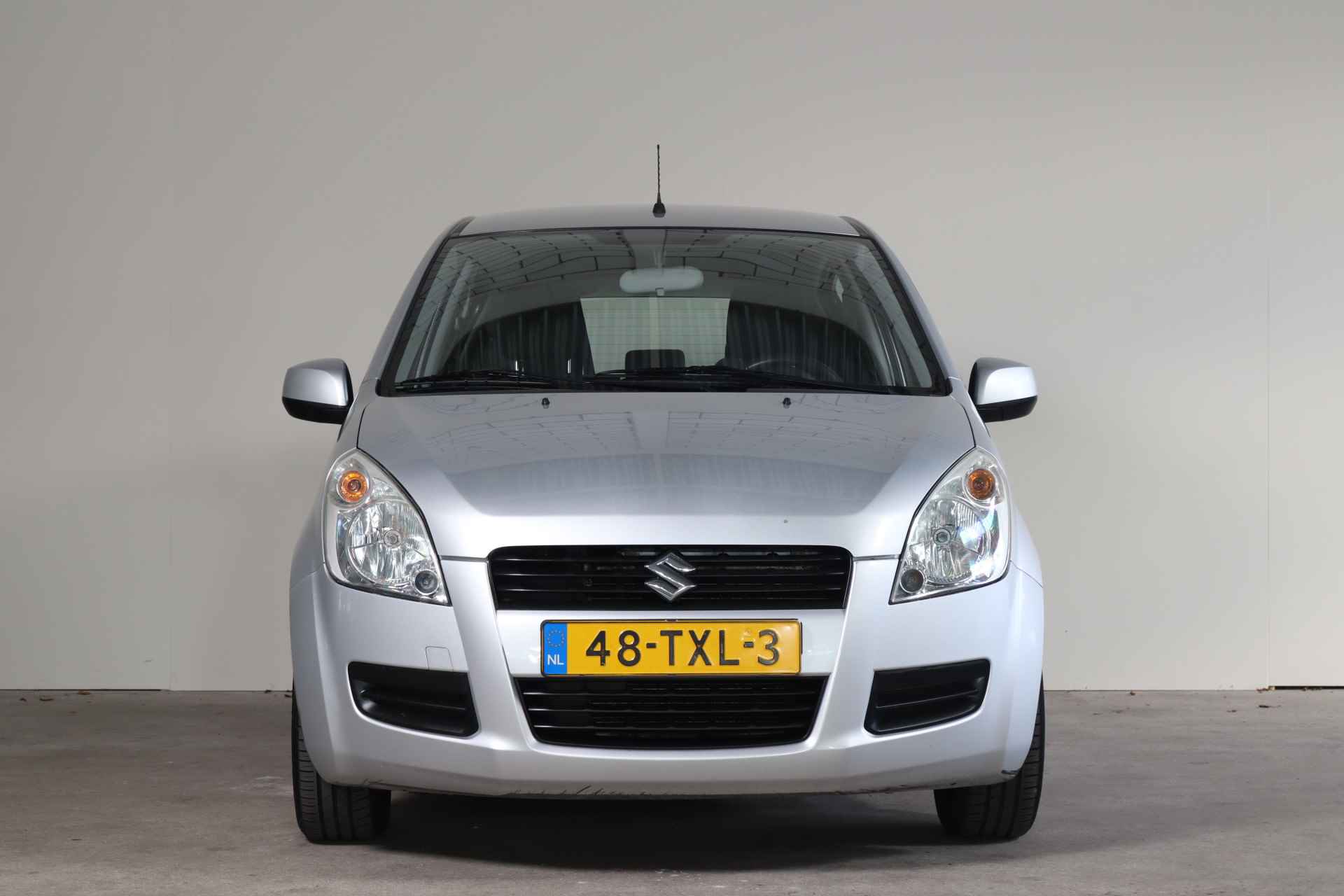 Suzuki Splash 1.0 VVT Comfort NL-Auto!! --- A.S. ZONDAG GEOPEND VAN 11.00 T/M 15.30 --- - 5/22