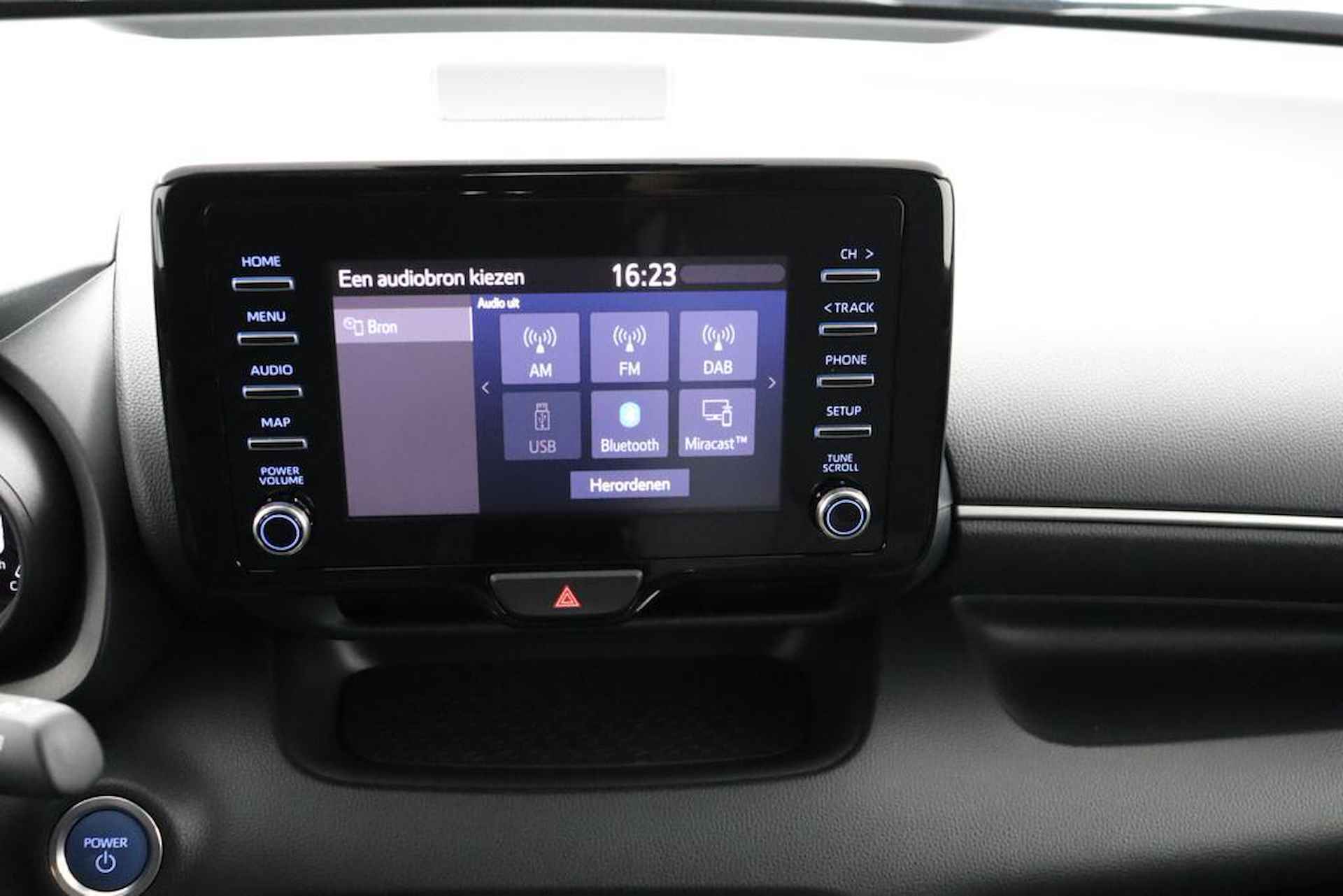 Toyota Yaris 1.5 Hybrid Dynamic Limited | Stoelverwarming | Climate-Control | Apple Carplay/Android Auto | - 43/50