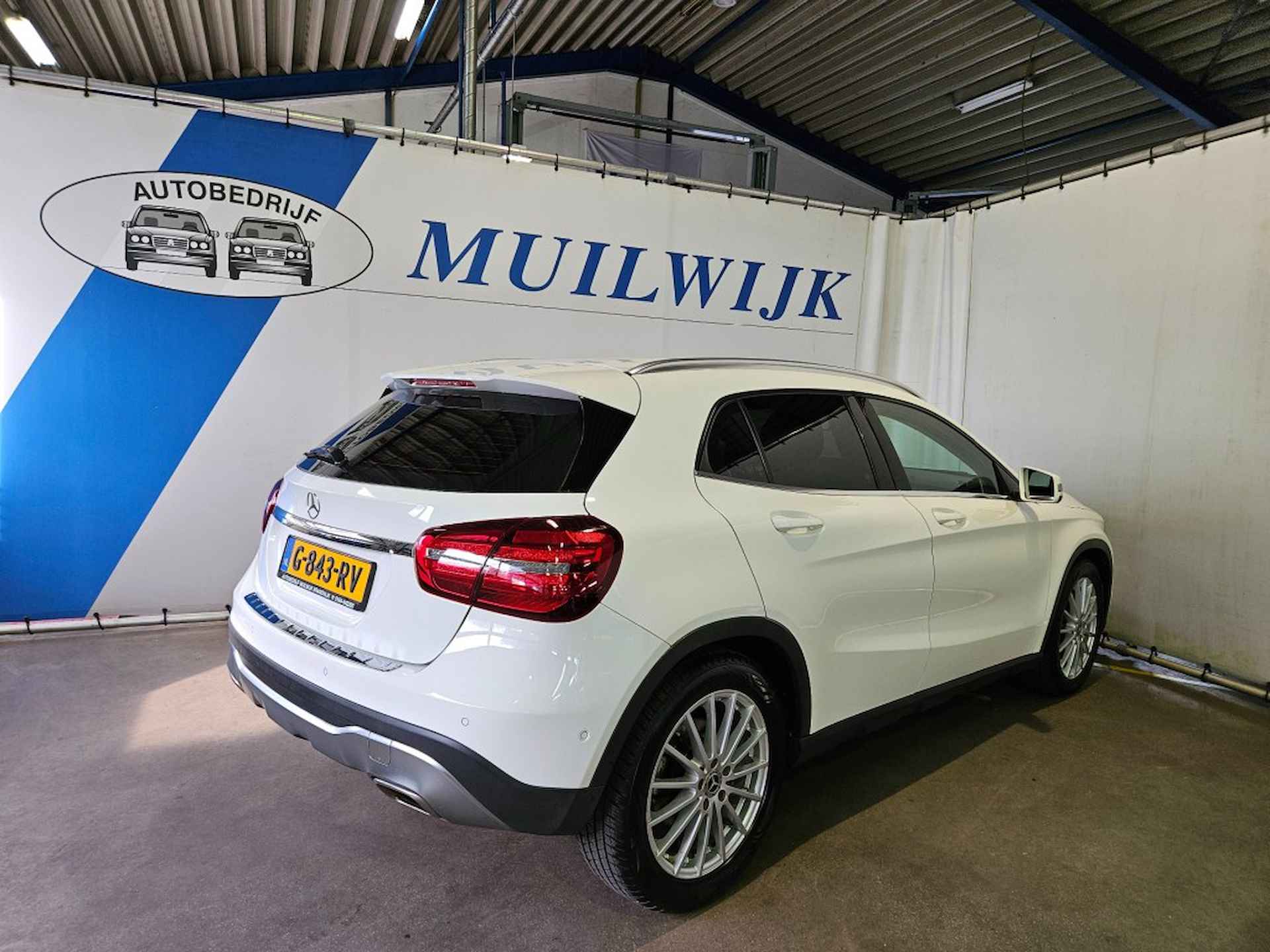 MERCEDES-BENZ Gla-klasse GLA Klasse 180 Sport Edition Premium Plus - 10/50