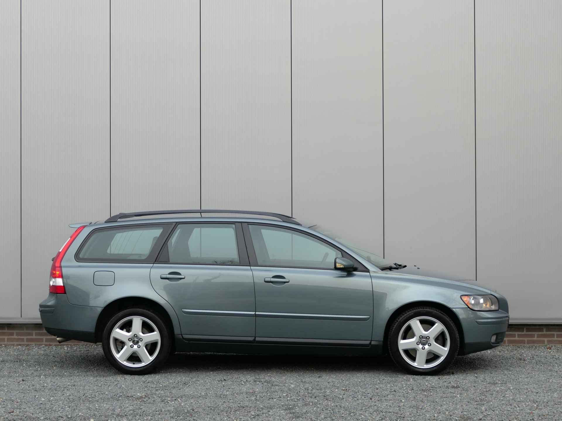 Volvo V50 2.5 T5 AWD Momentum Navi / Trekhaak / High Performance Audio - 7/26