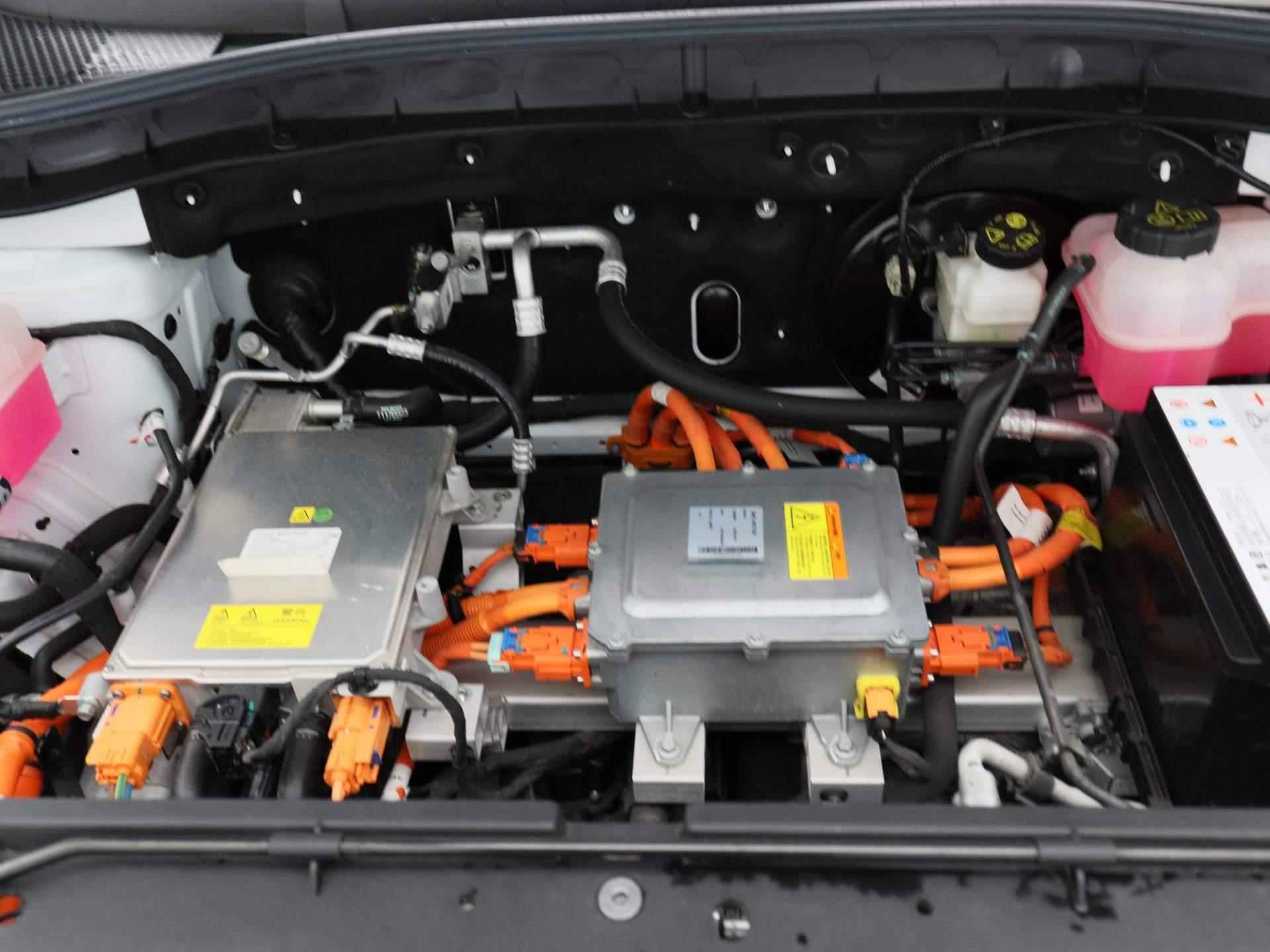 MG ZS EV Standard Range Comfort 50 kWh | Navigatie | Airconditioning | Apple car play - 27/27