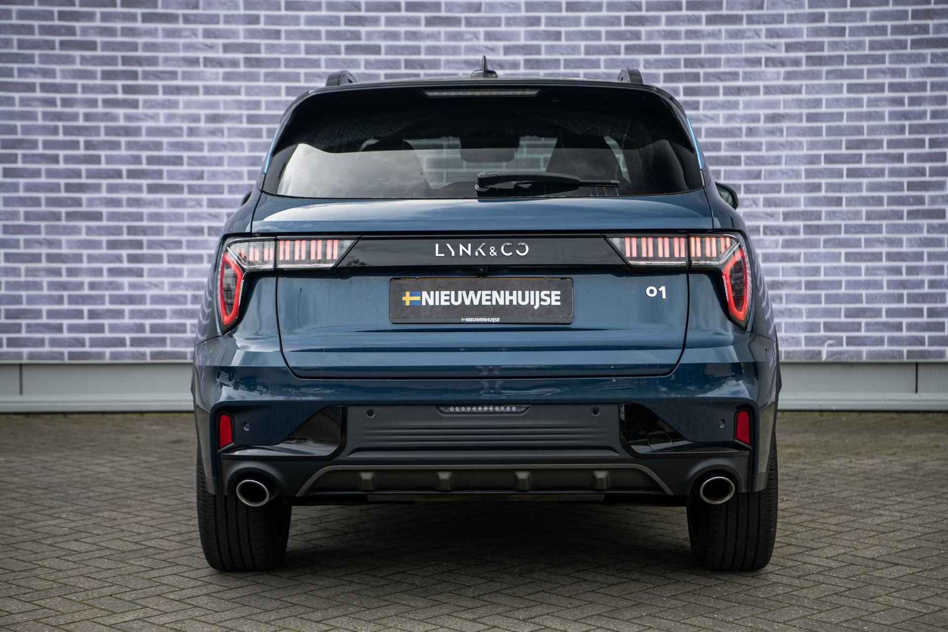 Lynk & Co 01 1.5 | Private lease all in vanaf €489,- p/m | 360 Camera | Panoramadak | Parkeercamera | Parkeersensoren voor + achter | Adaptive cruise control | - 11/40