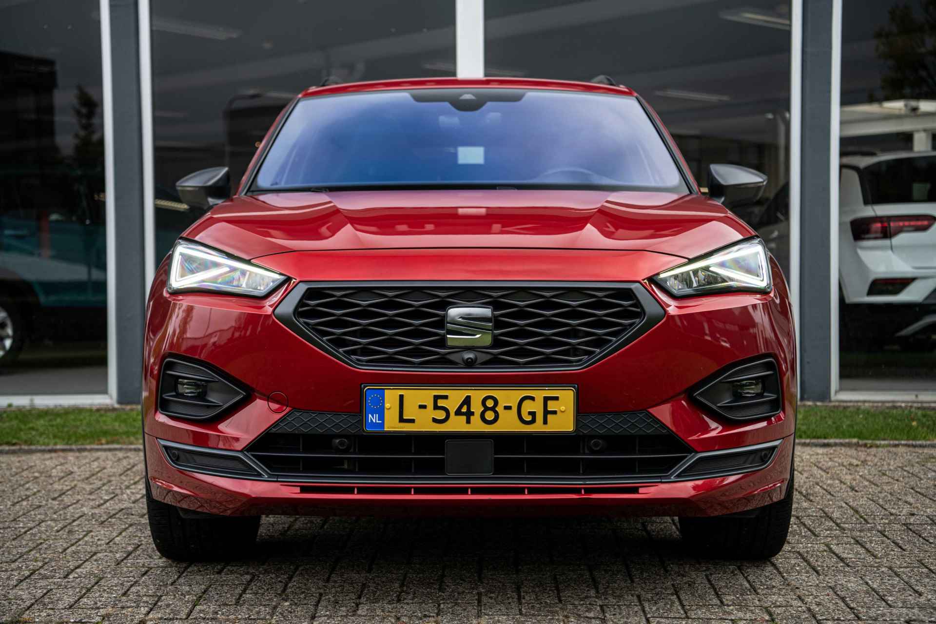 SEAT Tarraco 1.5 TSi 150 pk DSG-7 FR Business Intense 7p. | Panoramadak | 360° Camera | Elek. Trekhaak - 12/56