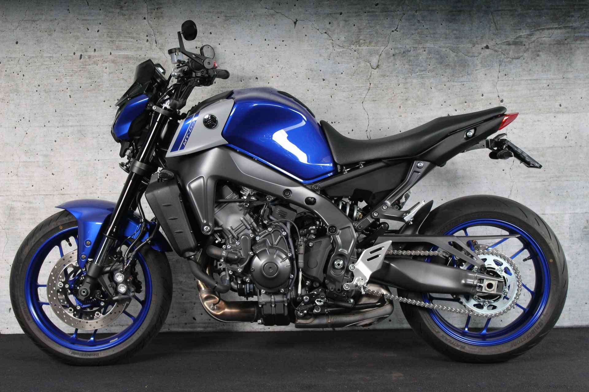 Yamaha MT 09 ABS - 2/9