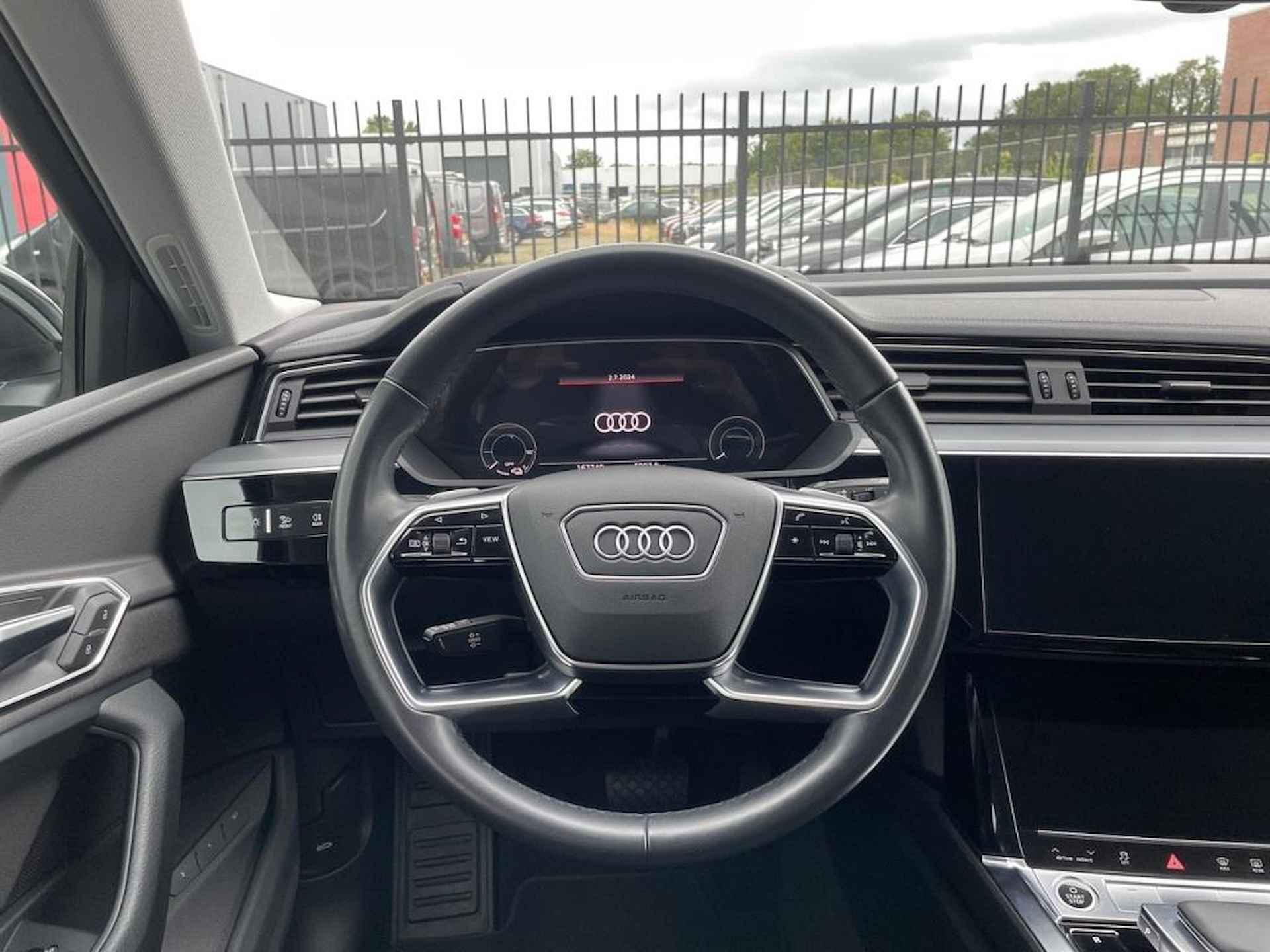 Audi e-tron 50 quattro ECC LMV NAVI 2020 - 13/39