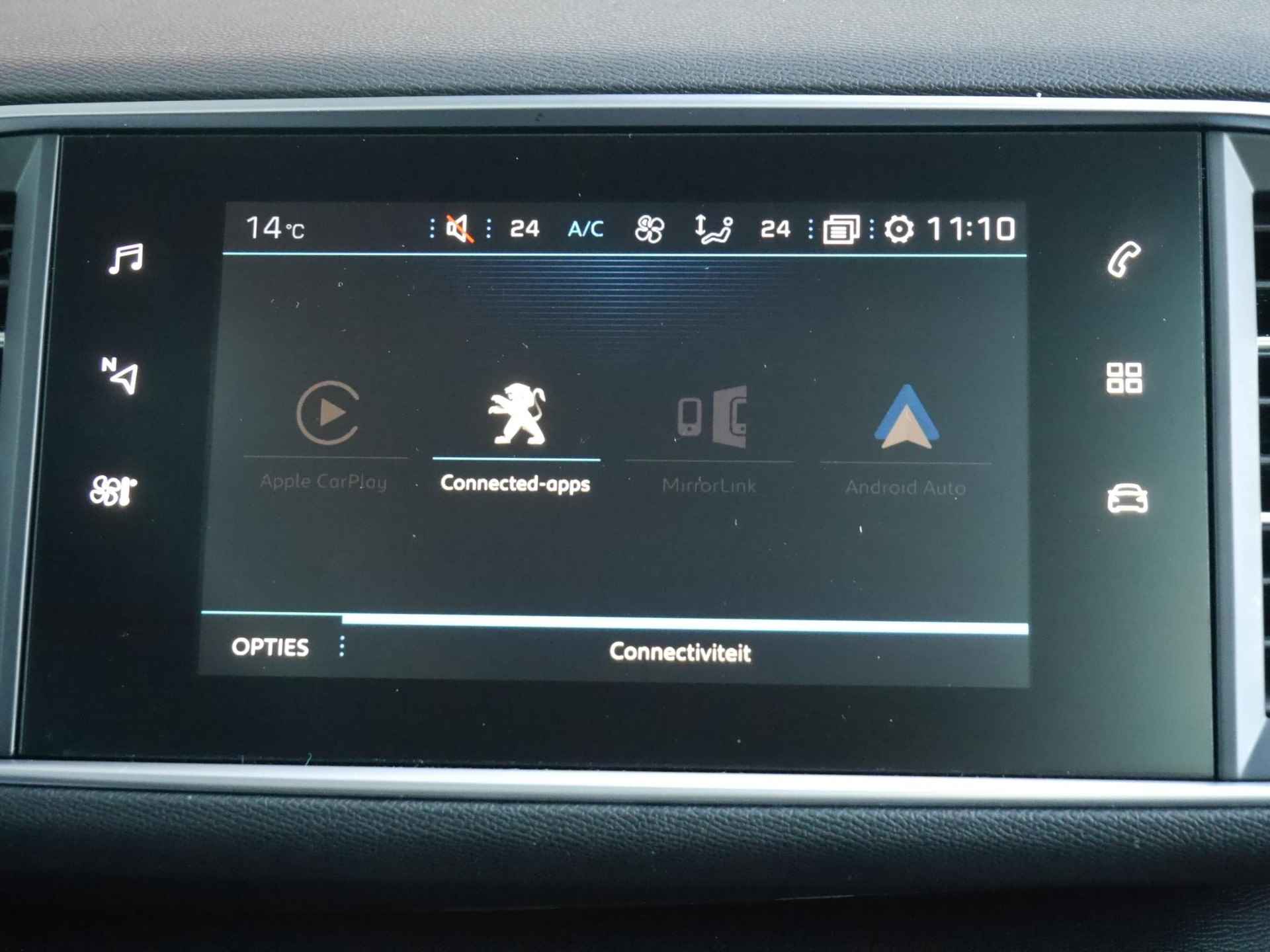 Peugeot 308 SW 1.5 BlueHDi Blue Lease Executive | Navigatie | Parkeersensoren (voor/achter) | Climate Control | Panoramadak | Carplay | Bluetooth | LM velgen | Dealer Onderhouden!! | - 19/38