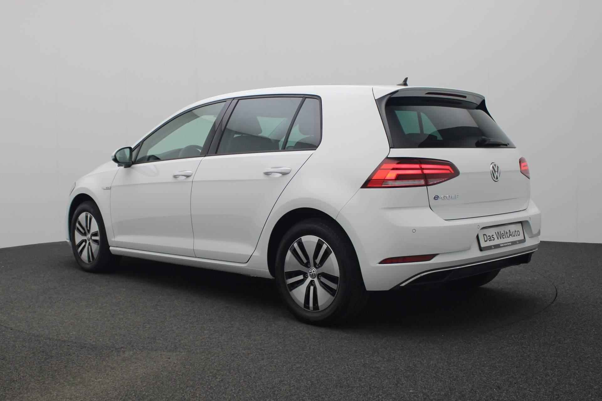 Volkswagen e-Golf 136PK E-DITION | Parkeersensoren voor/achter | Navi | Stoelverwarming | Climatronic - 21/37