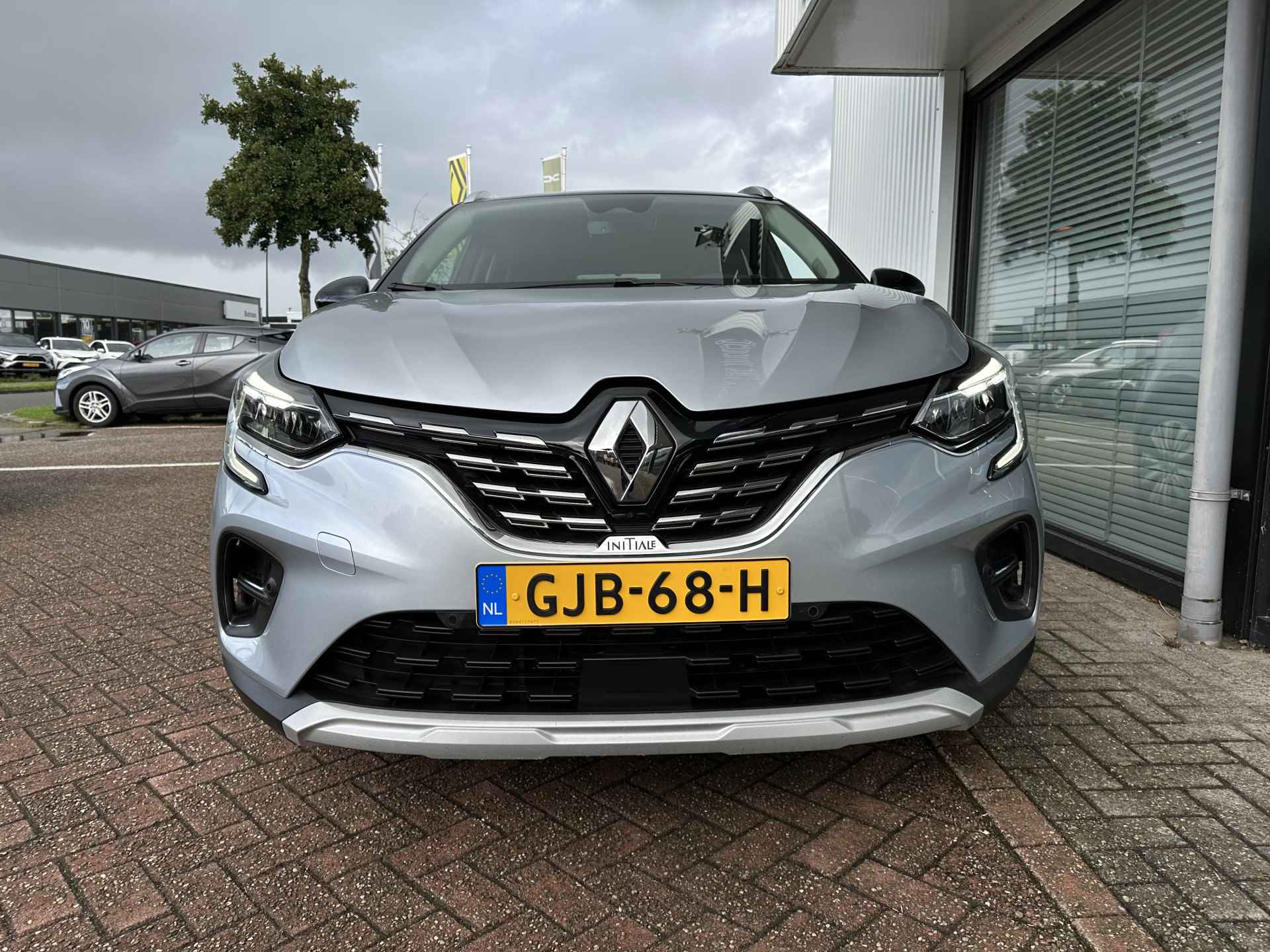 Renault Captur 1.6 E-Tech Plug-in Hybrid 160 Initiale Paris | 360 camera | leer | stoelverwarming | Easy Park Assist | tijdelijk gratis Top Afleverpakket twv Eur 695 - 3/56