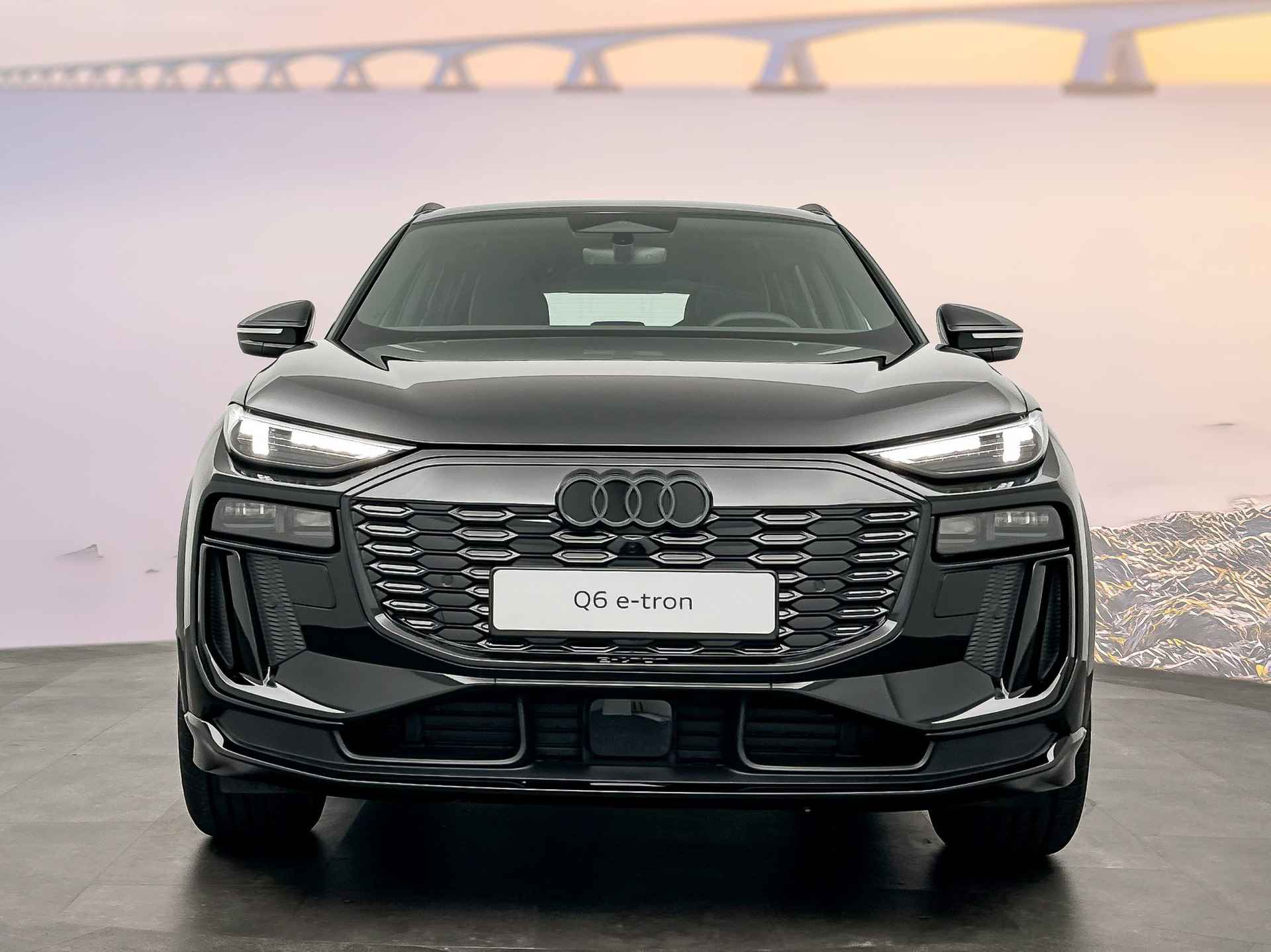 Audi Q6 e-tron S edition - 2/37