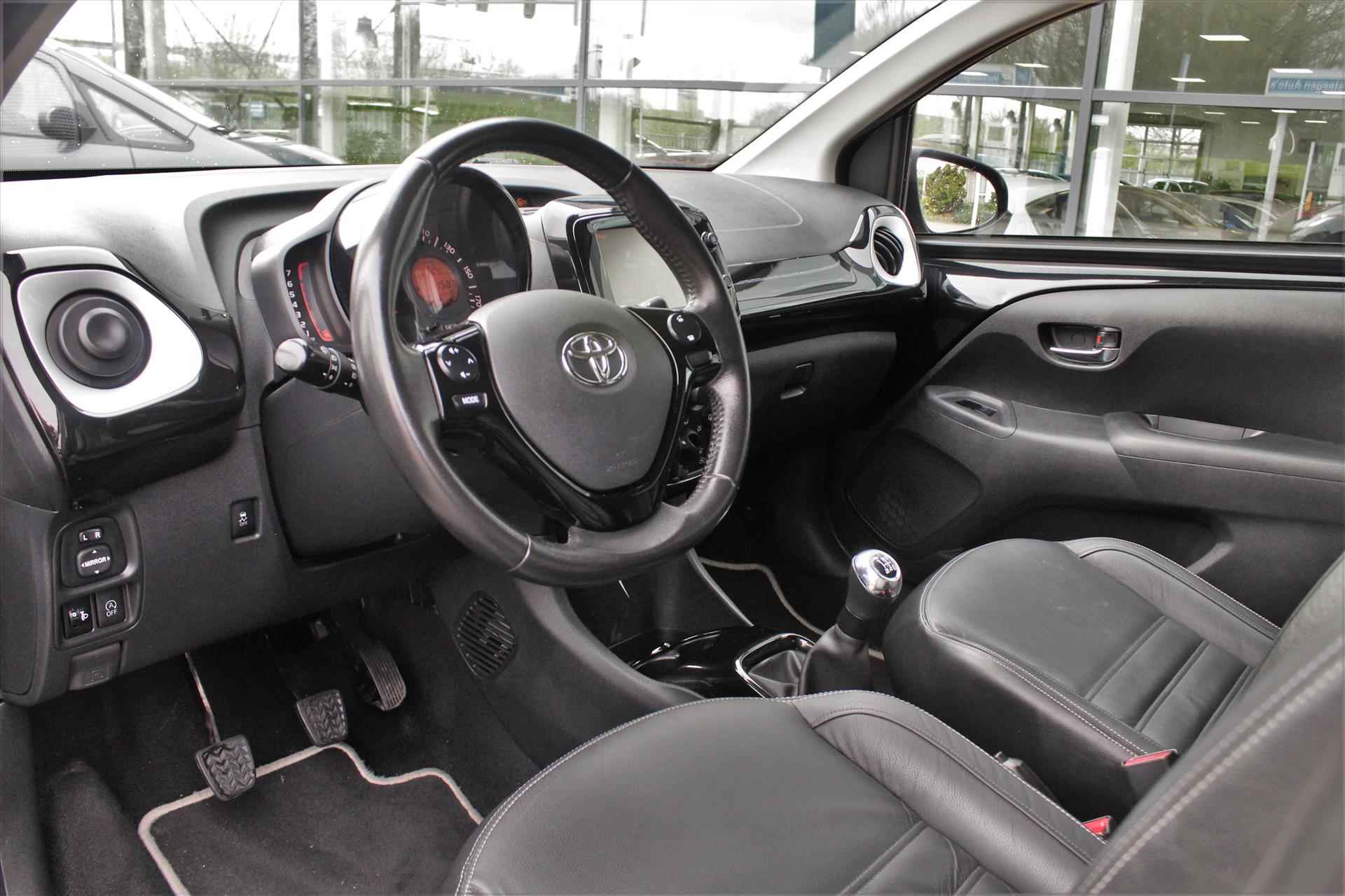 TOYOTA Aygo 1.0 VVT-i 69pk 5D x-cite - 12/33