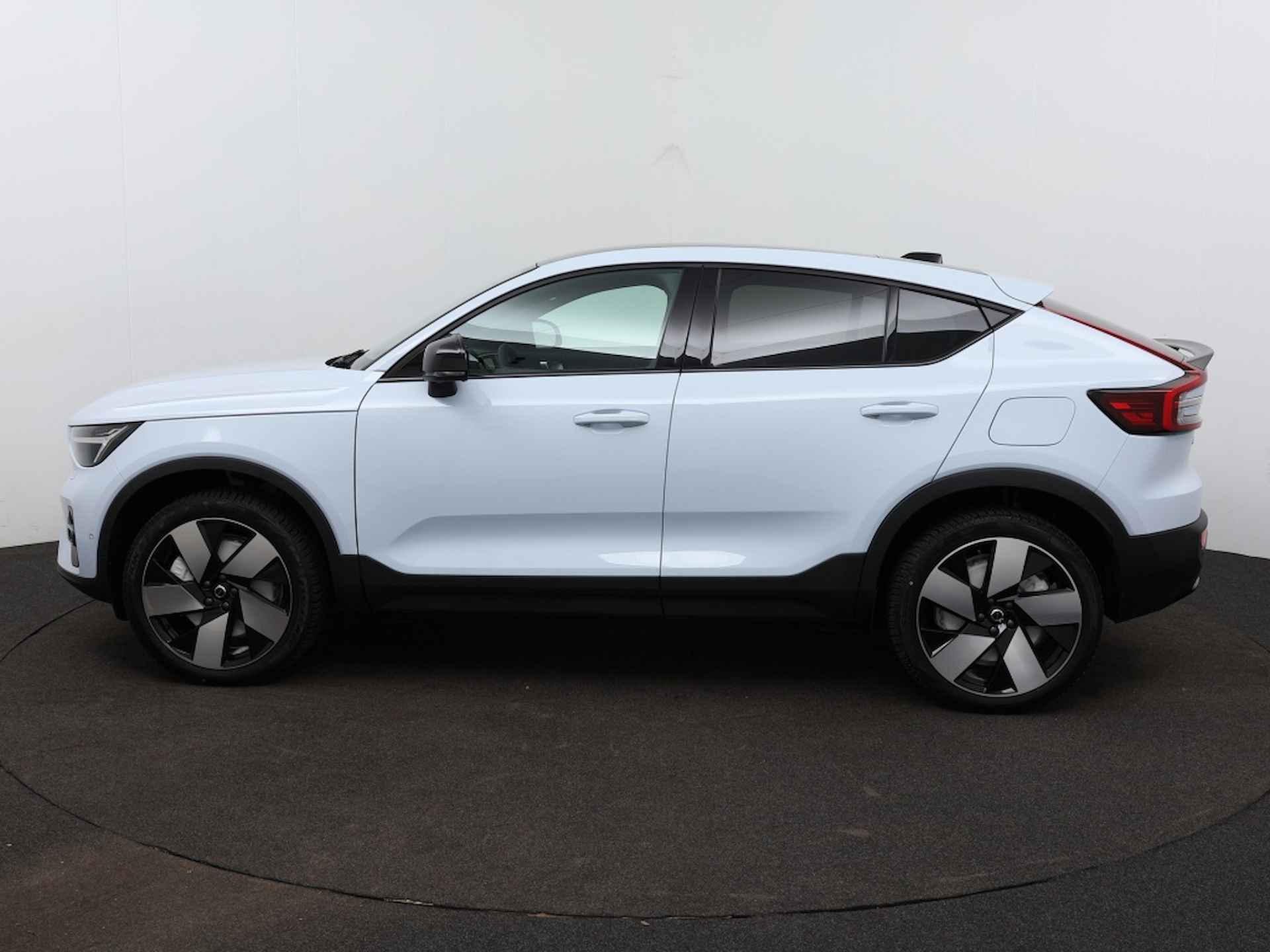 Volvo C40 Extended Ultimate 82 kWh - 2/44