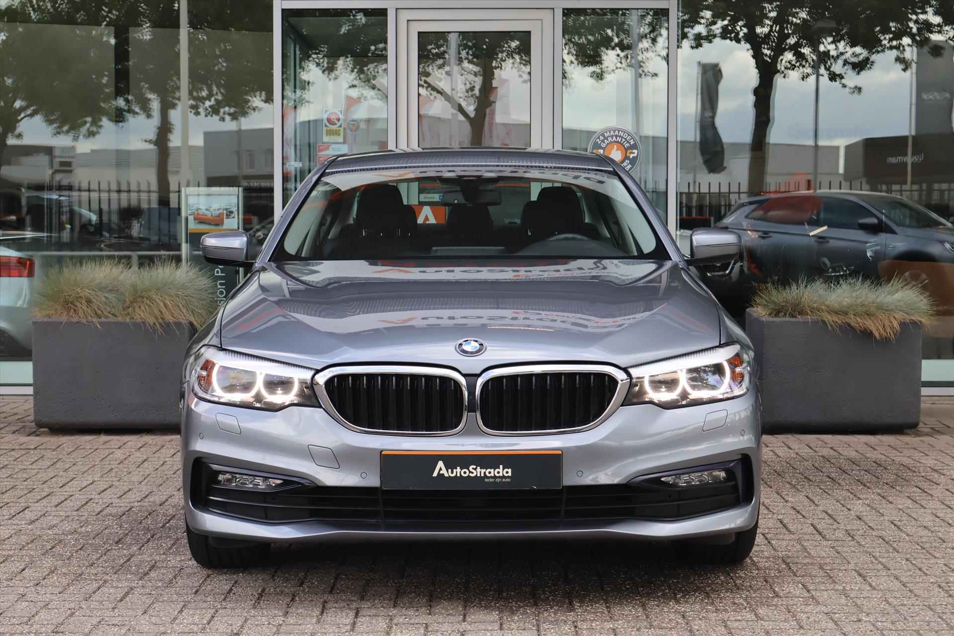 BMW 5-Serie (g30) 530i High Executive Sportline 252pk AUT | Elek. voorstoelen | Navi Prof | Sfeerverlichting - 45/54