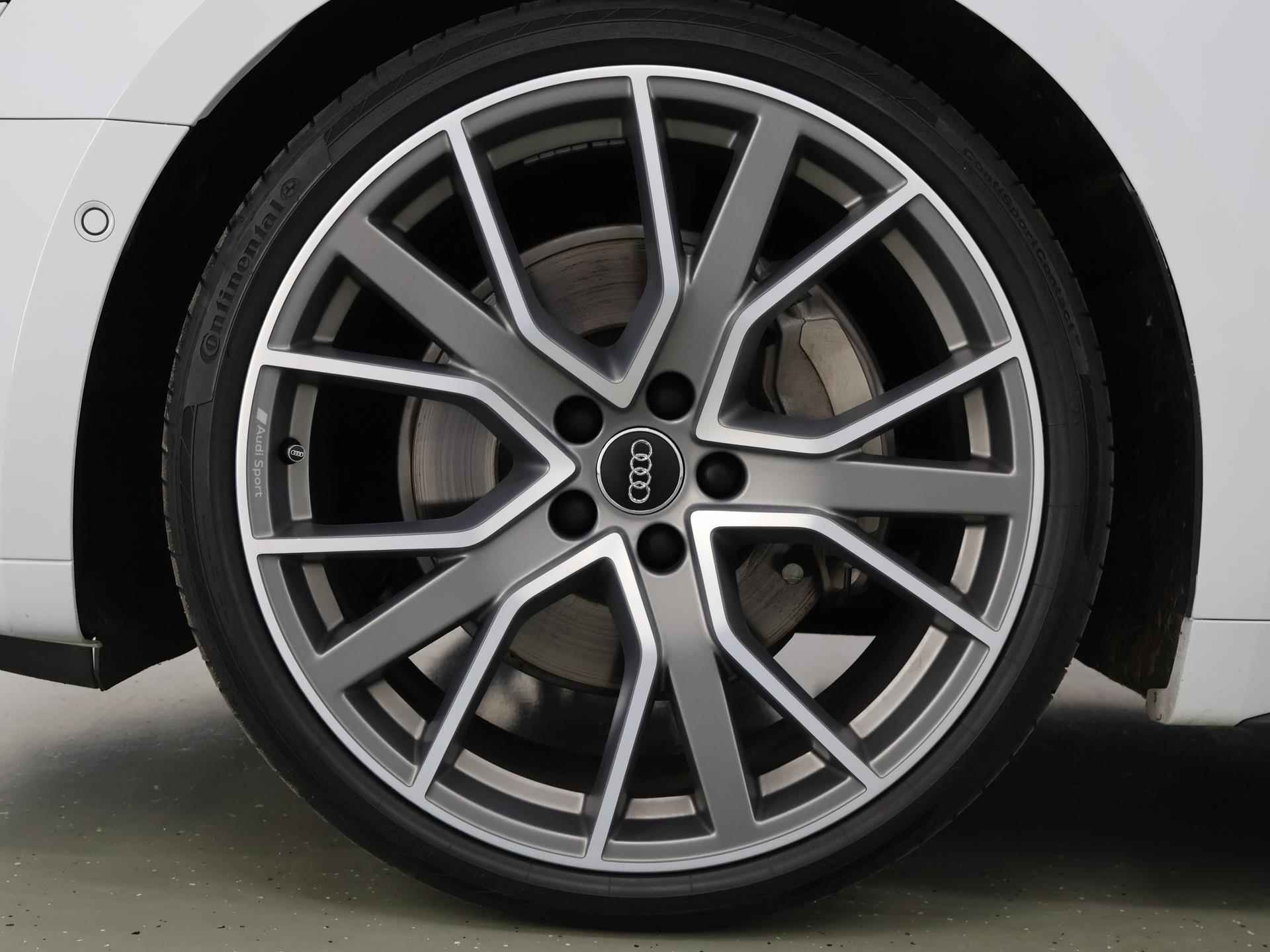 Audi A5 Cabriolet 45 TFSI quattro Sport S Line Edition 245 PK | Lederen Bekleding | B&O Audio | Adaptieve Cruise Control | Stoelverwarming | Achteruitrijcamera met Parkeerhulp | 2x S-Line | Trekhaak | - 55/56