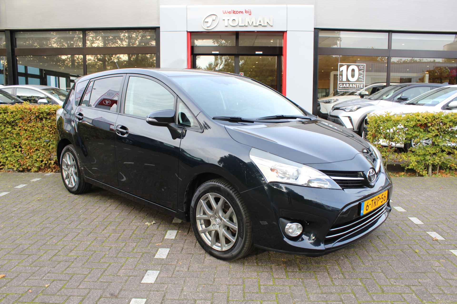 Toyota Verso 1.8 VVT-i Business Automaat | Rijklaar | Camera | Trekhaak | Cruise | Navi | Clima | Stoelverwarming - 12/28