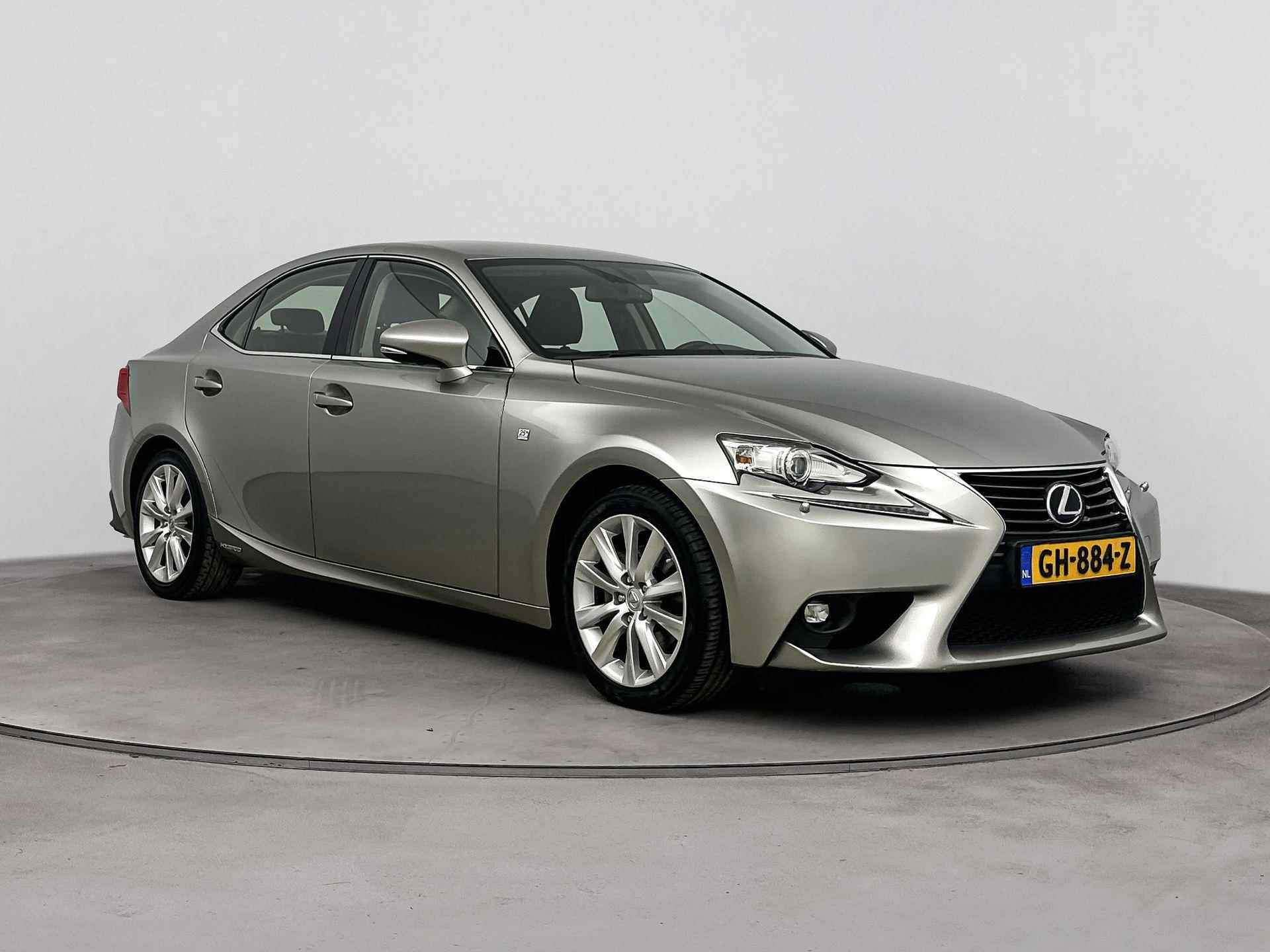 Lexus IS 300h 25th Edition | Navigatie | Camera | Stoelverwarming | Parkeersensoren | - 8/29