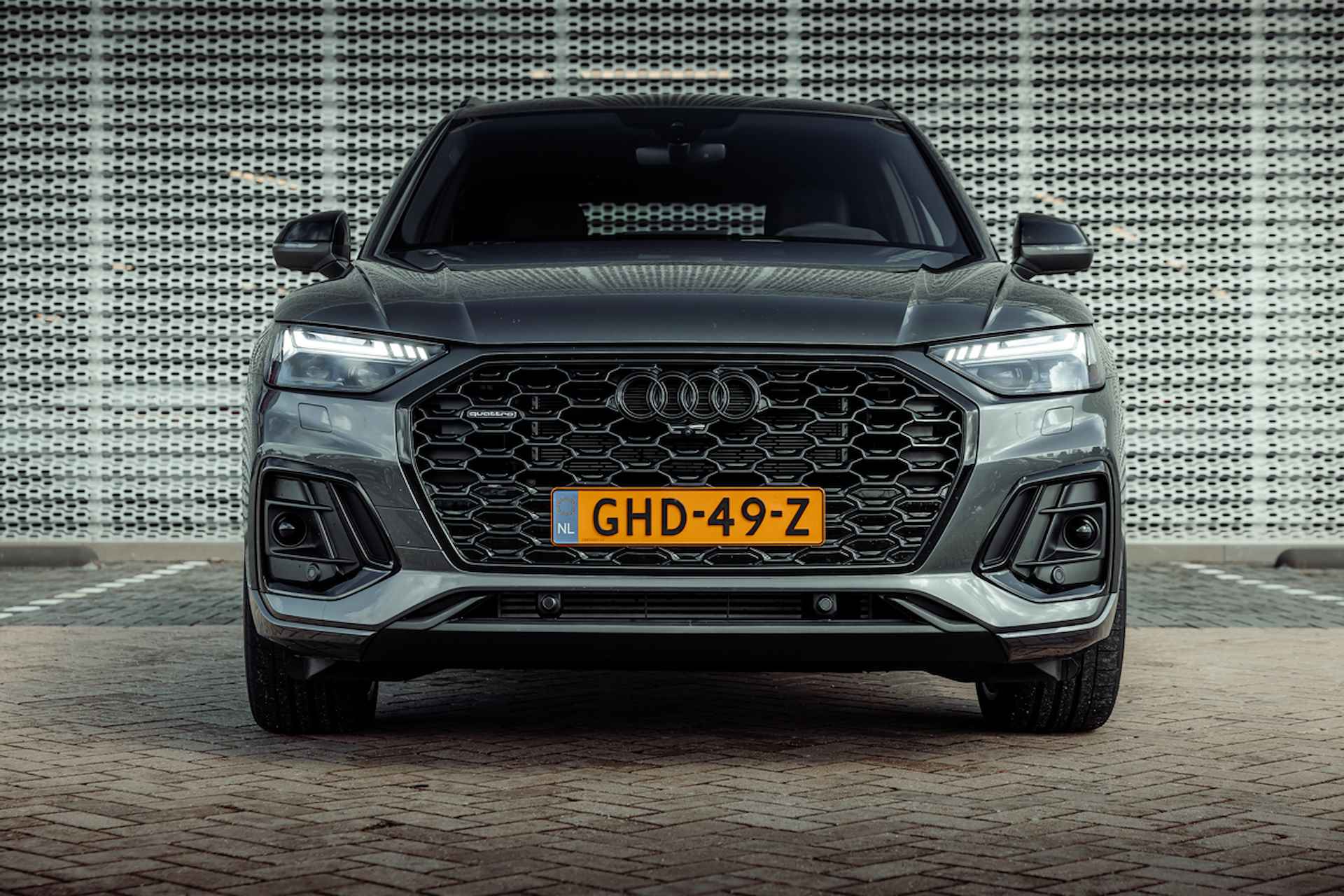 Audi Q5 Sportback 50 TFSI e 299pk quattro S edition Competition | Luchtvering | Panoramadak | 21"LM velgen | Bang & Olufsen | Tour & City & Parking | Comfortsleutel - 5/36