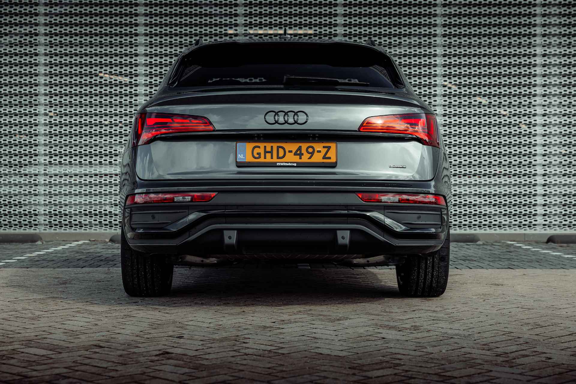 Audi Q5 Sportback 50 TFSI e 299pk quattro S edition Competition | Luchtvering | Panoramadak | 21"LM velgen | Bang & Olufsen | Tour & City & Parking | Comfortsleutel - 6/36