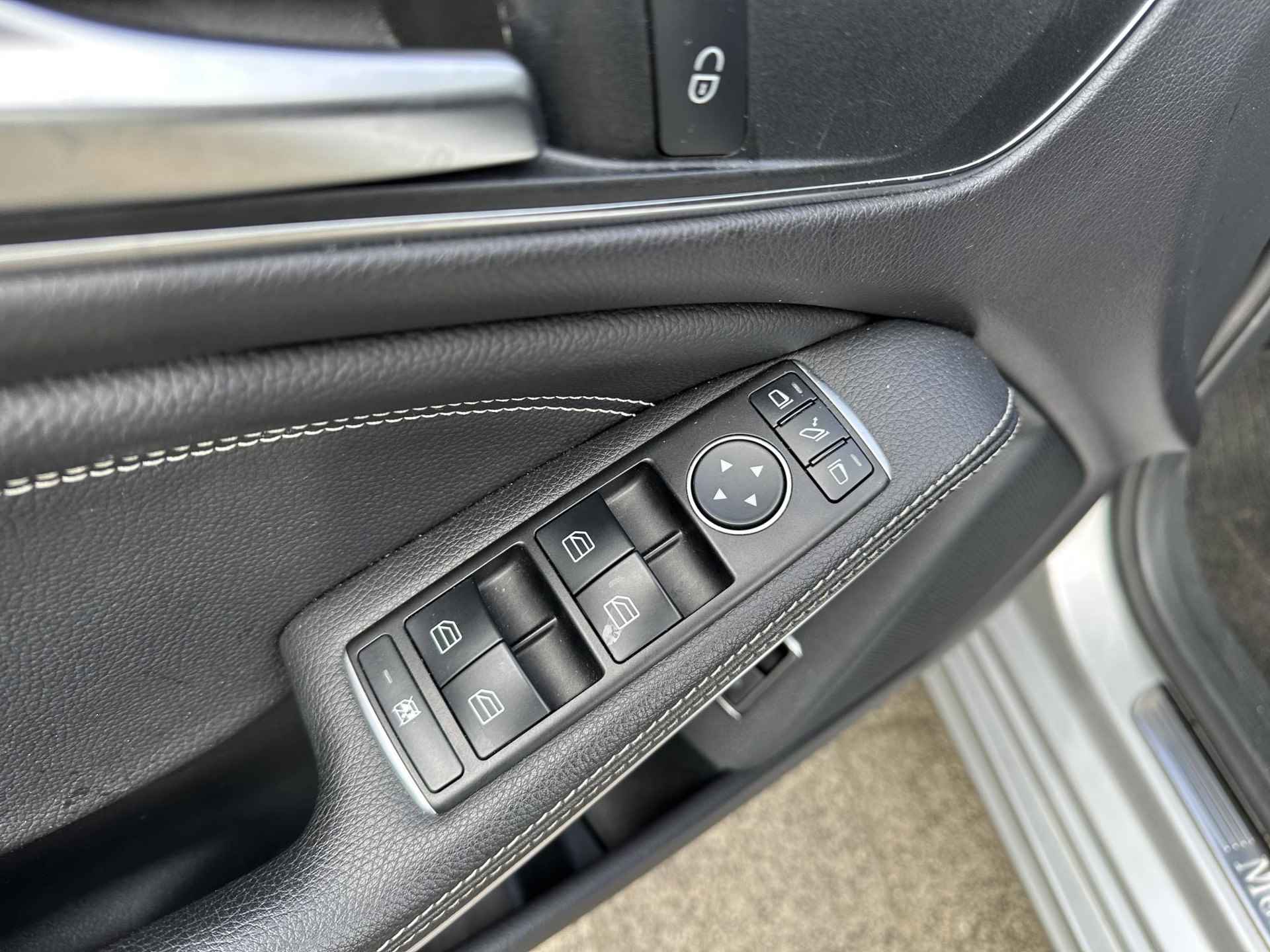 Mercedes-Benz CLA-klasse 200 Prestige l Automaat l Navi l Parkeersensoren - 16/18