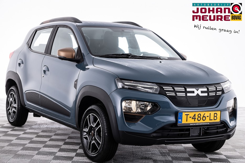 Dacia Spring Extreme 27 kWh 68PK | LEDER | NAVI .