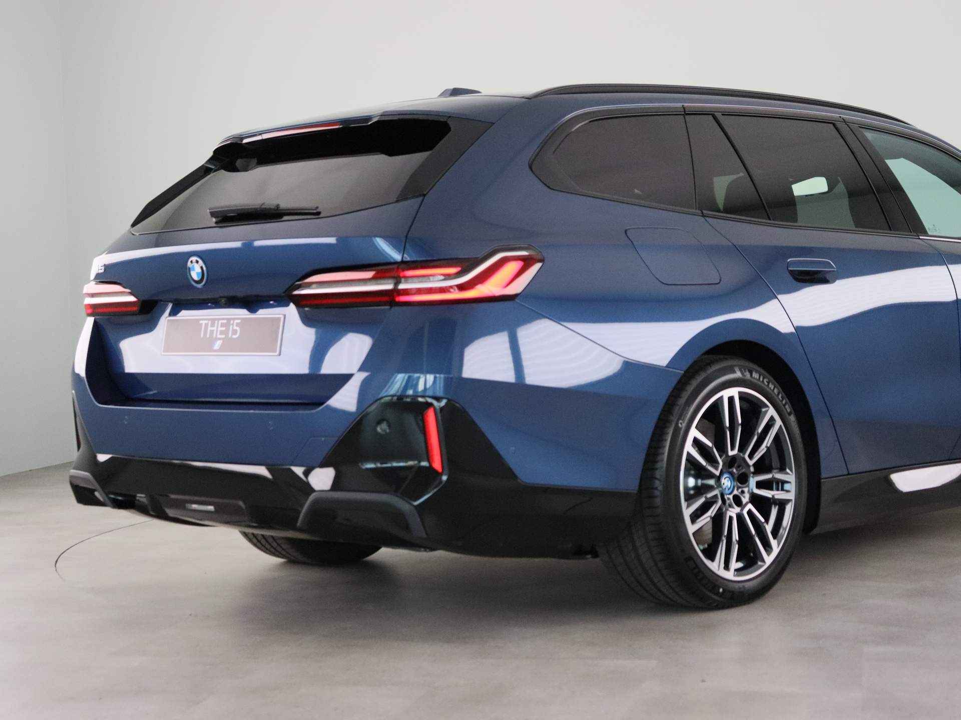 BMW i5 Touring eDrive40 M Sport Edition - 19/25