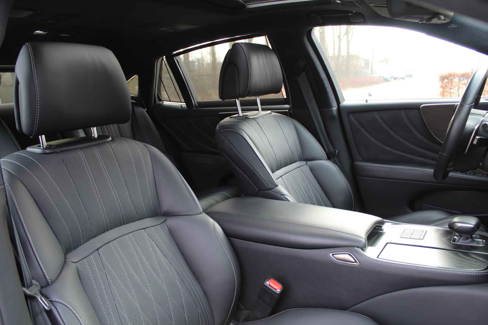 Lexus LS 500h AWD Executive Line | Rijklaar | Leder | Head Up | Mark Levinson | 20" | Stoelverw. v+a | El. stoelen v+a | Blind Spot - 14/43