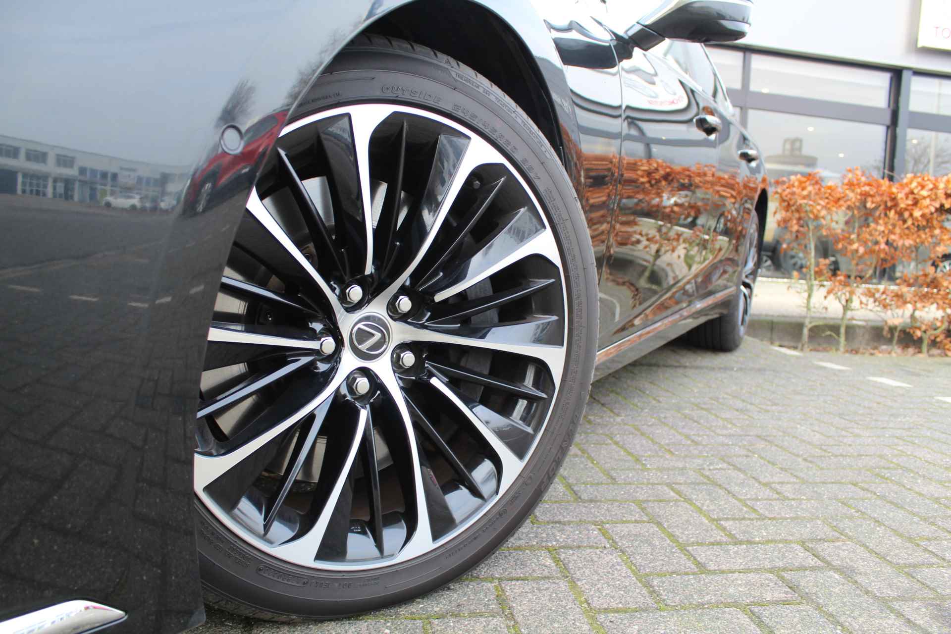 Lexus LS 500h AWD Executive Line | Rijklaar | Leder | Head Up | Mark Levinson | 20" | Stoelverw. v+a | El. stoelen v+a | Blind Spot - 18/43