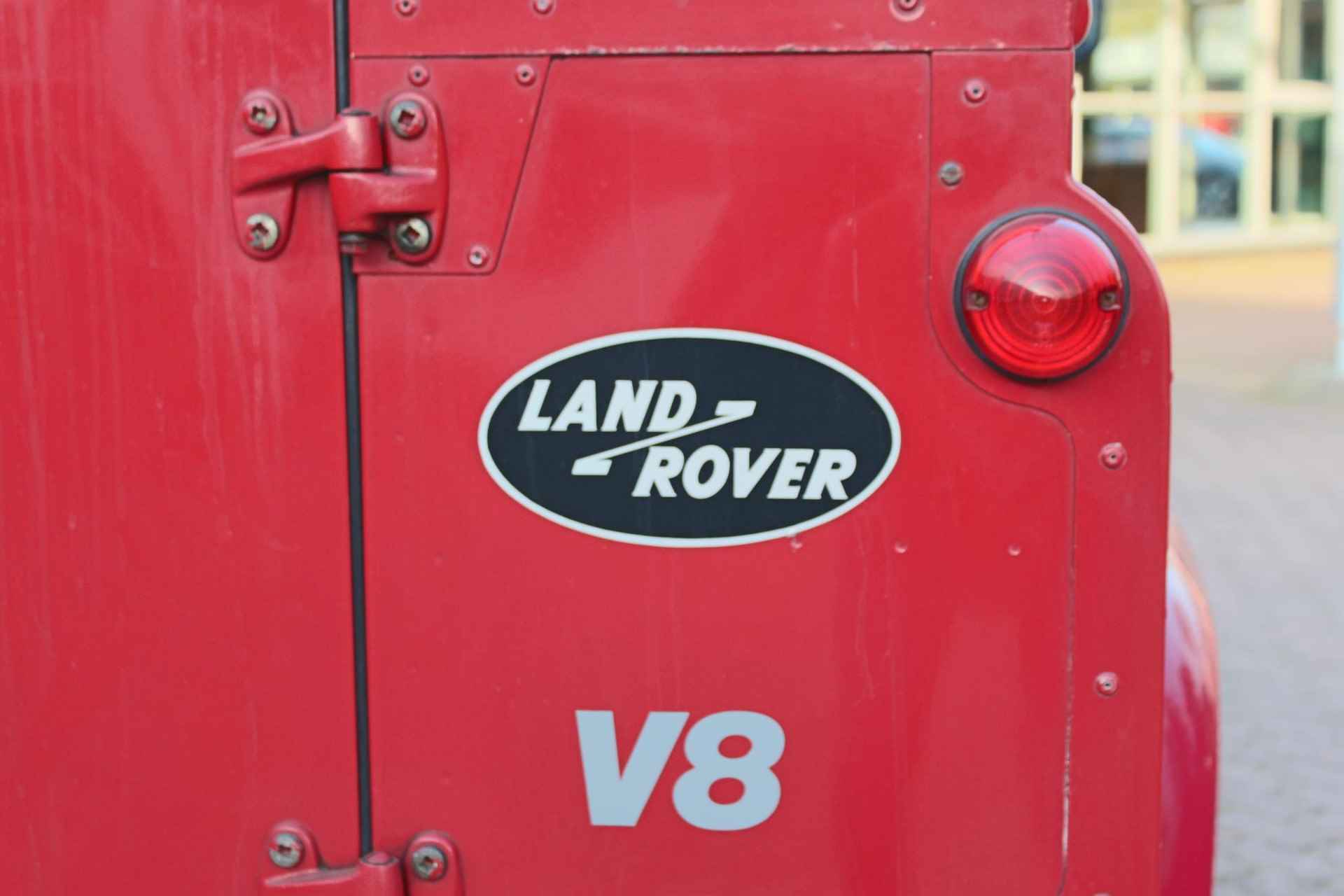 Land Rover Defender 3.5 V8 90" County 1e eigenaar/ NL-auto/ pas 50.118 km. gereden/ originele boekjes/schadevrij - 12/46