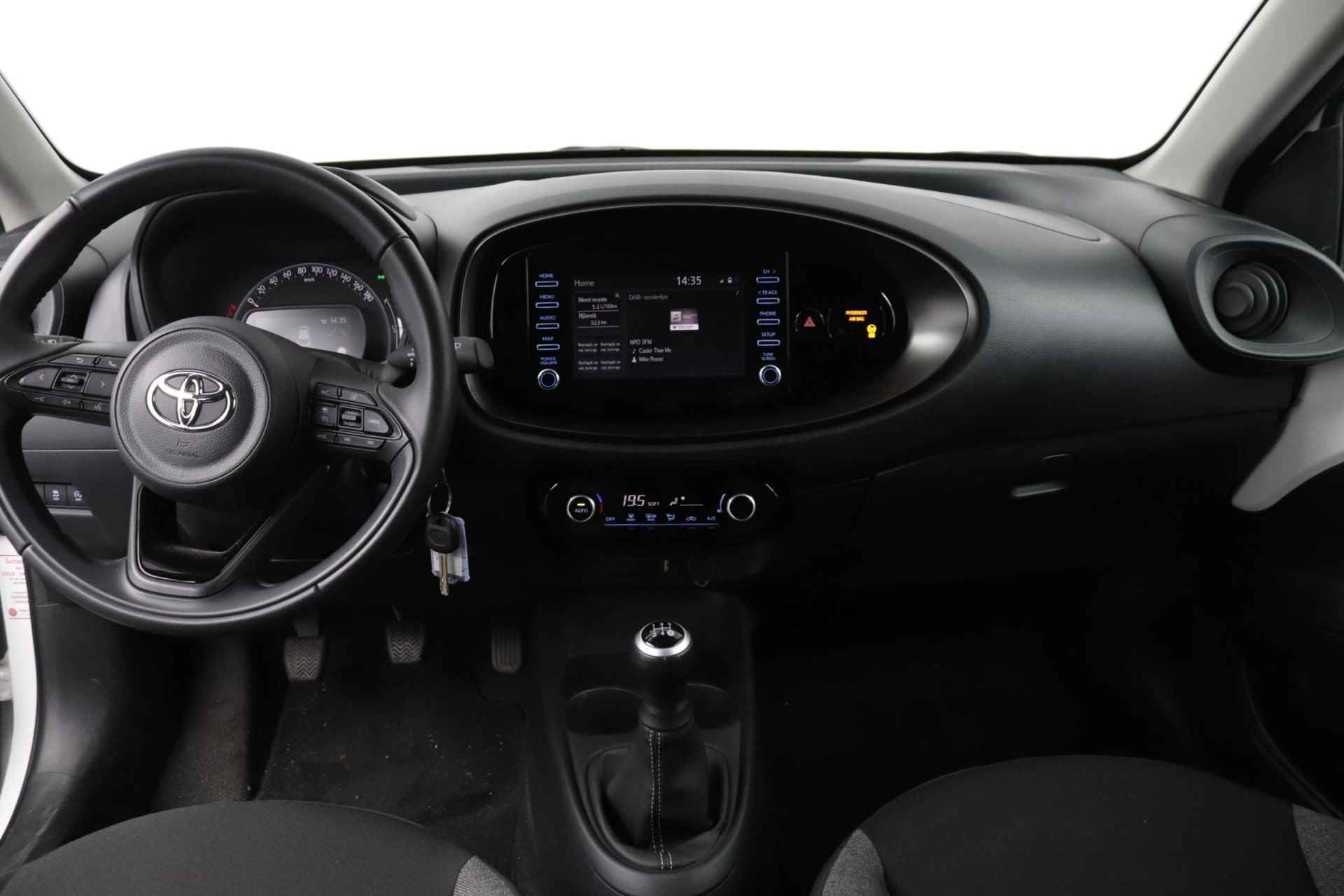 Toyota Aygo X 1.0 VVT-i MT first | Carplay | Cruise Control | Climate Control | - 4/34