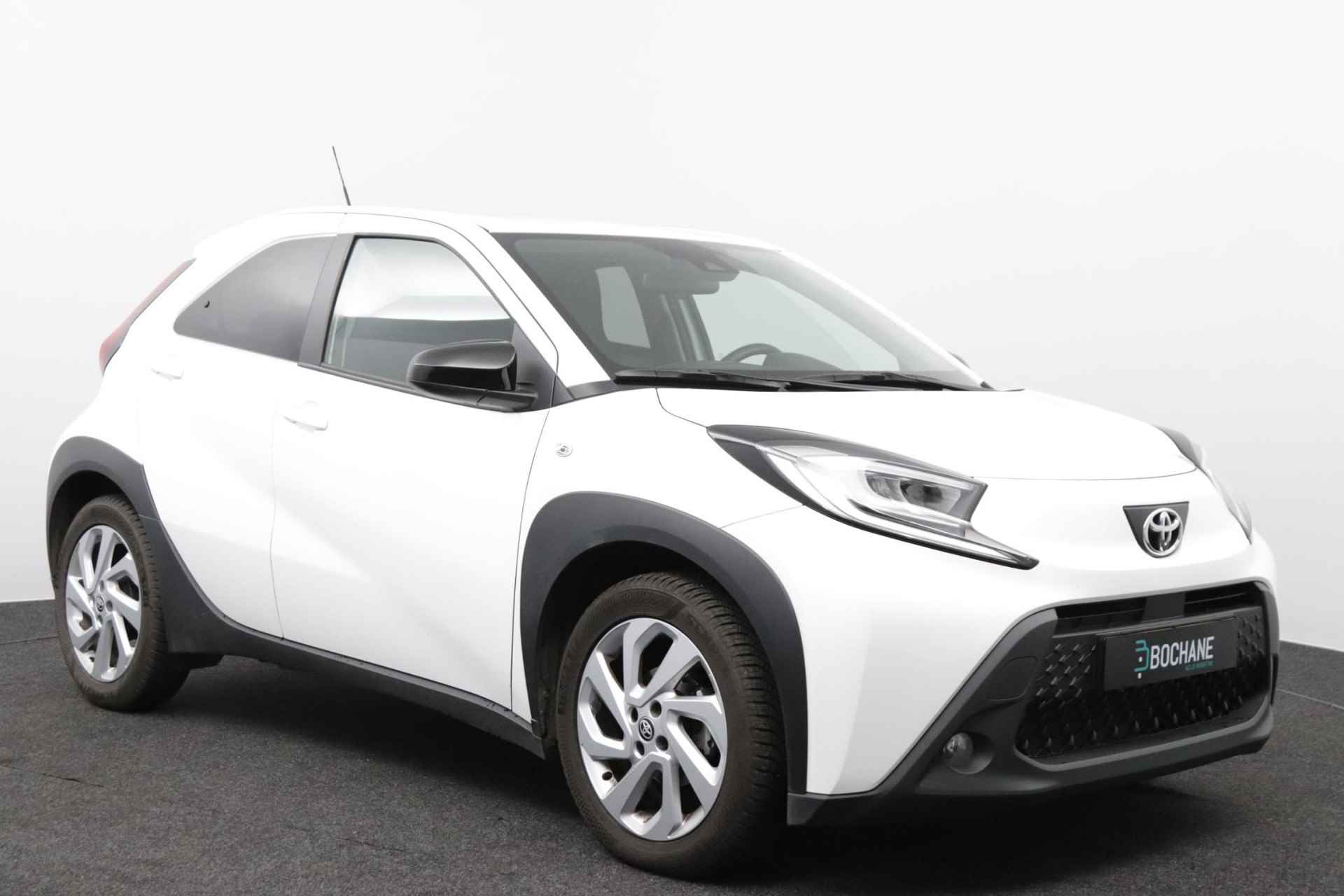 Toyota Aygo X 1.0 VVT-i MT first | Carplay | Cruise Control | Climate Control | - 32/34