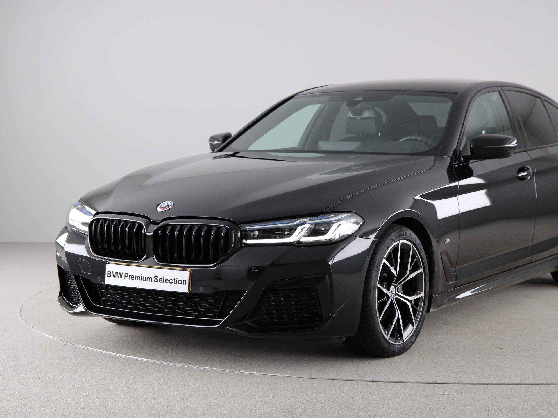 BMW 5 Serie 520i M Sport Business Edition Plus - 21/23