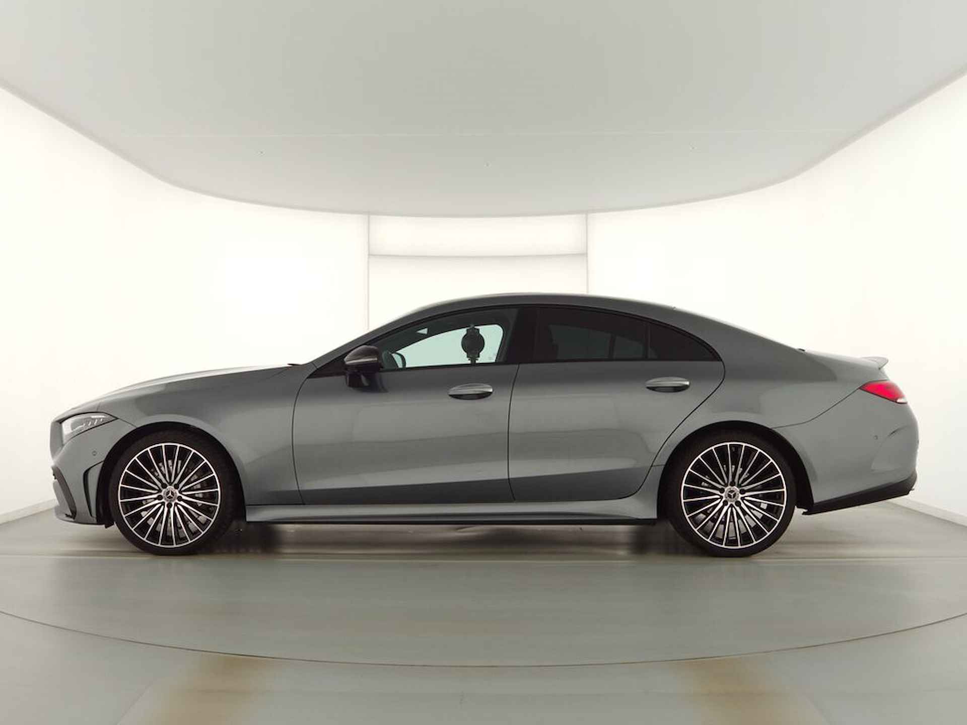 Mercedes-Benz CLS-Klasse 300 d 265 PK 4MATIC AMG Line Distronic 20 Inch Airmatic Standkachel Trekhaak - 3/12