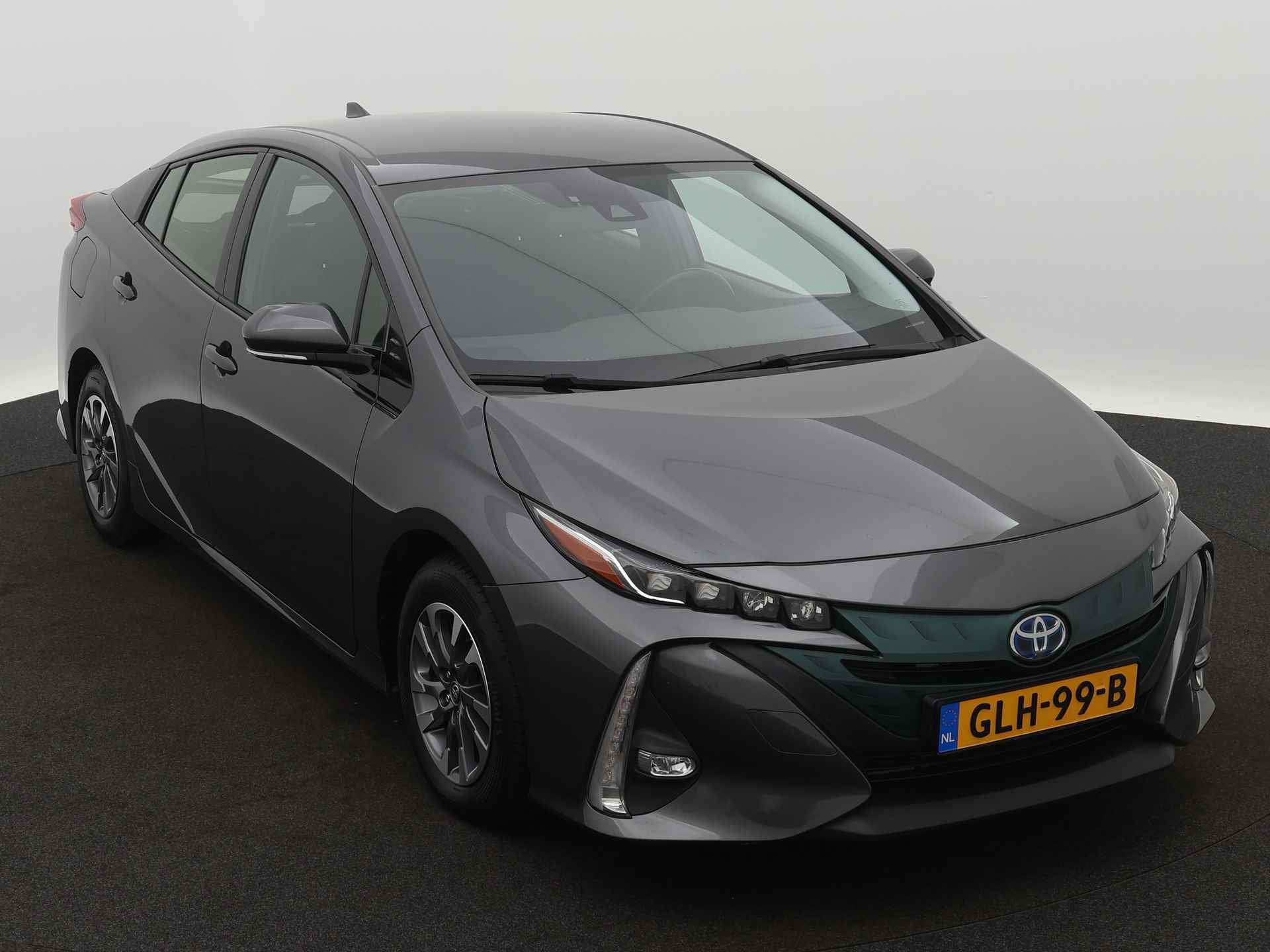 Toyota Prius 1.8 Plug-In Hybrid Dynamic Limited - 28/43