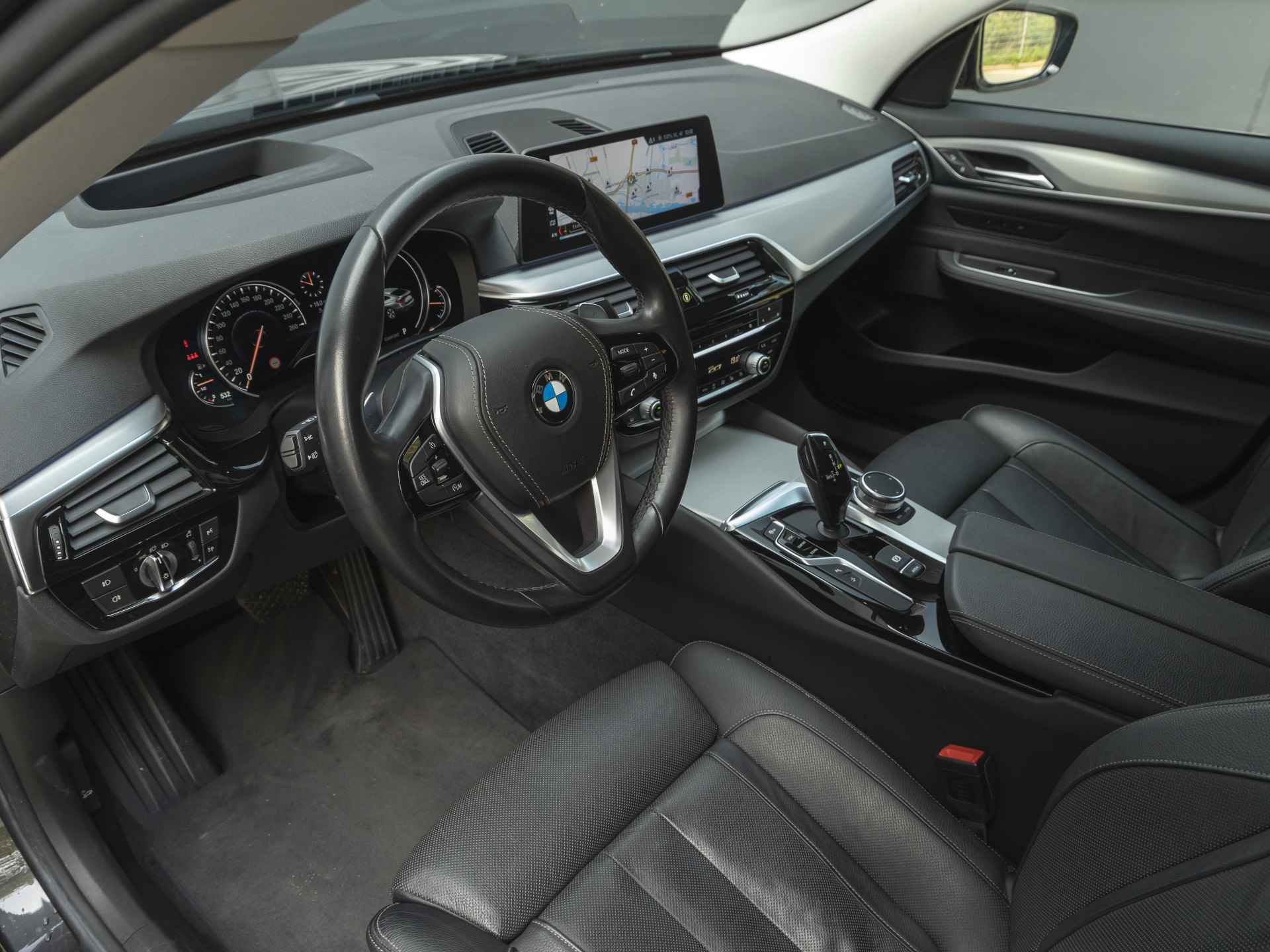 BMW 6 Serie Gran Turismo 640i xDrive - Stoelventilatie - Comfortzetels - Head-up - Camera - 12/42