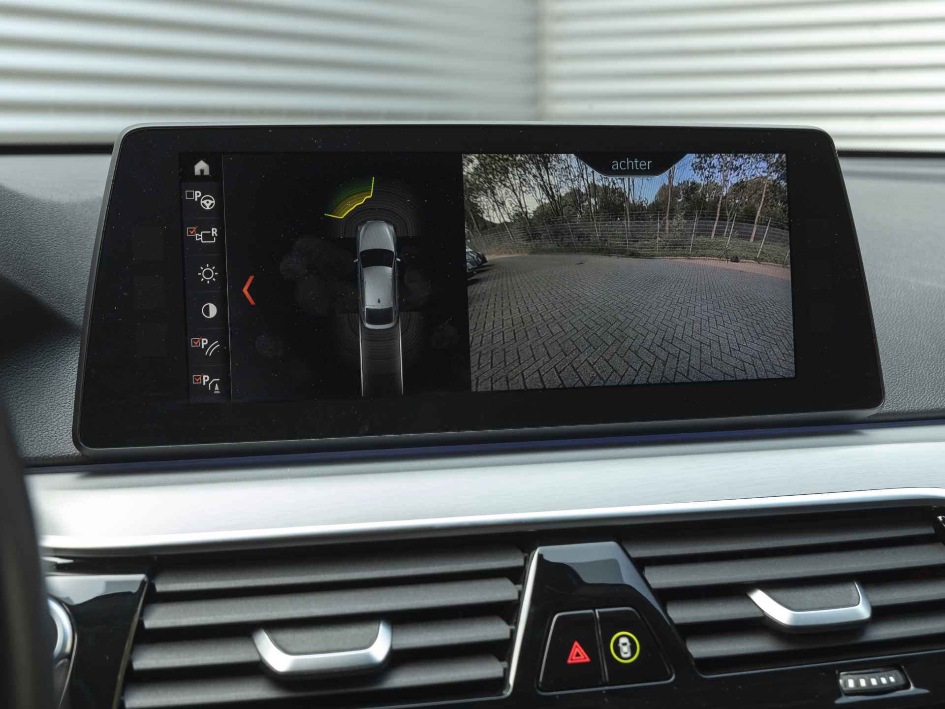 BMW 6 Serie Gran Turismo 640i xDrive - Stoelventilatie - Comfortzetels - Head-up - Camera - 31/42