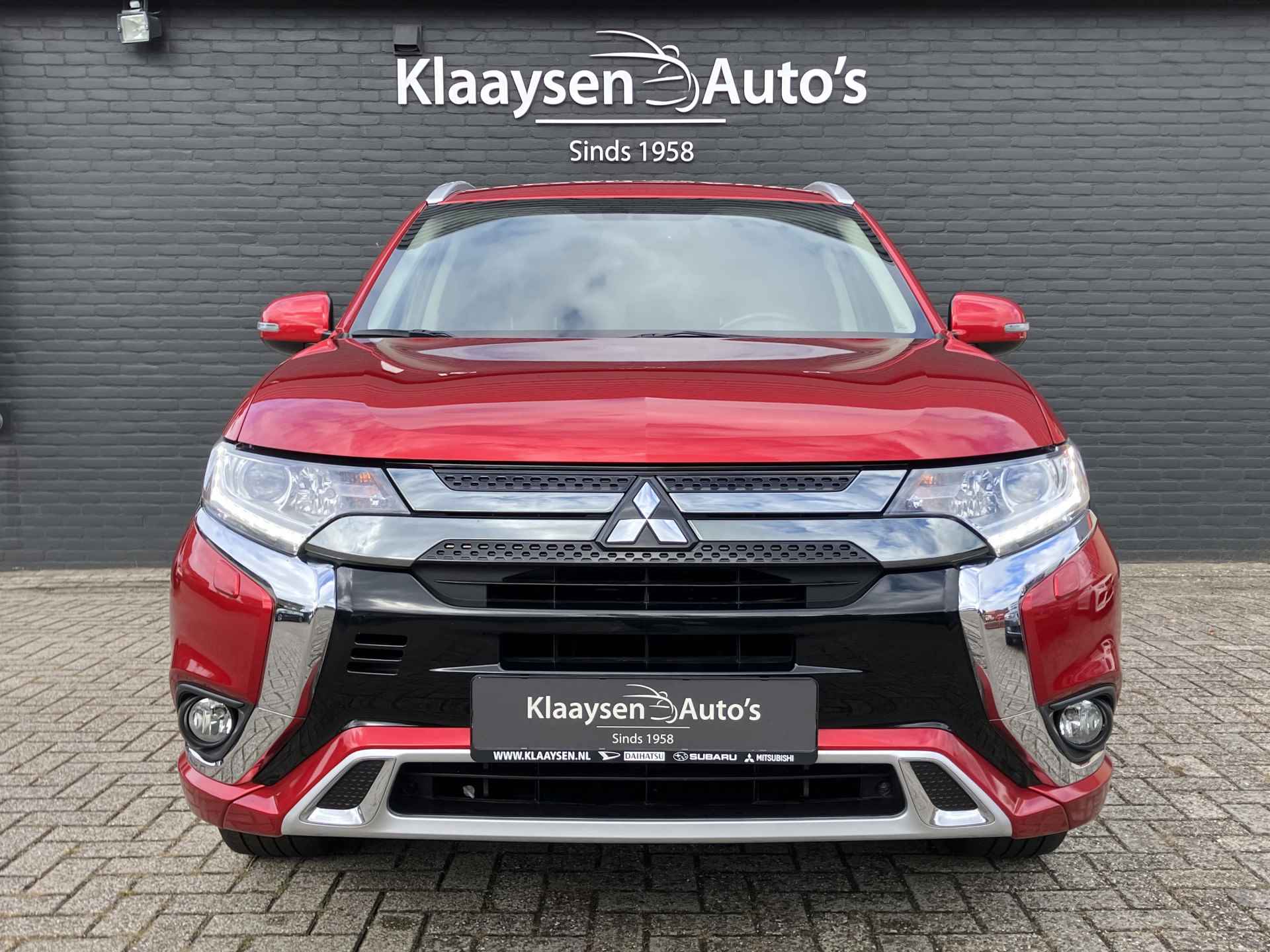 Mitsubishi Outlander 2.4 PHEV Intense 4WD AUT. | 1e eigenaar | dealer onderhouden | navigatie | trekhaak | camera | keyless - 3/41