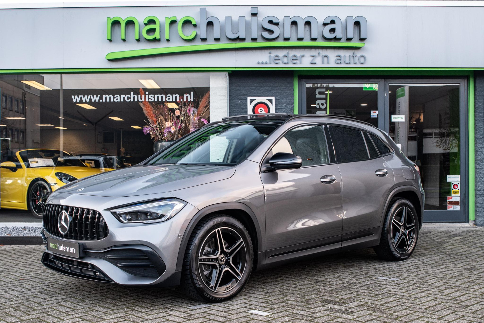 Mercedes-Benz GLA-klasse 200 Business Solution AMG / PANODAK / 1E EIG / NL AUTO