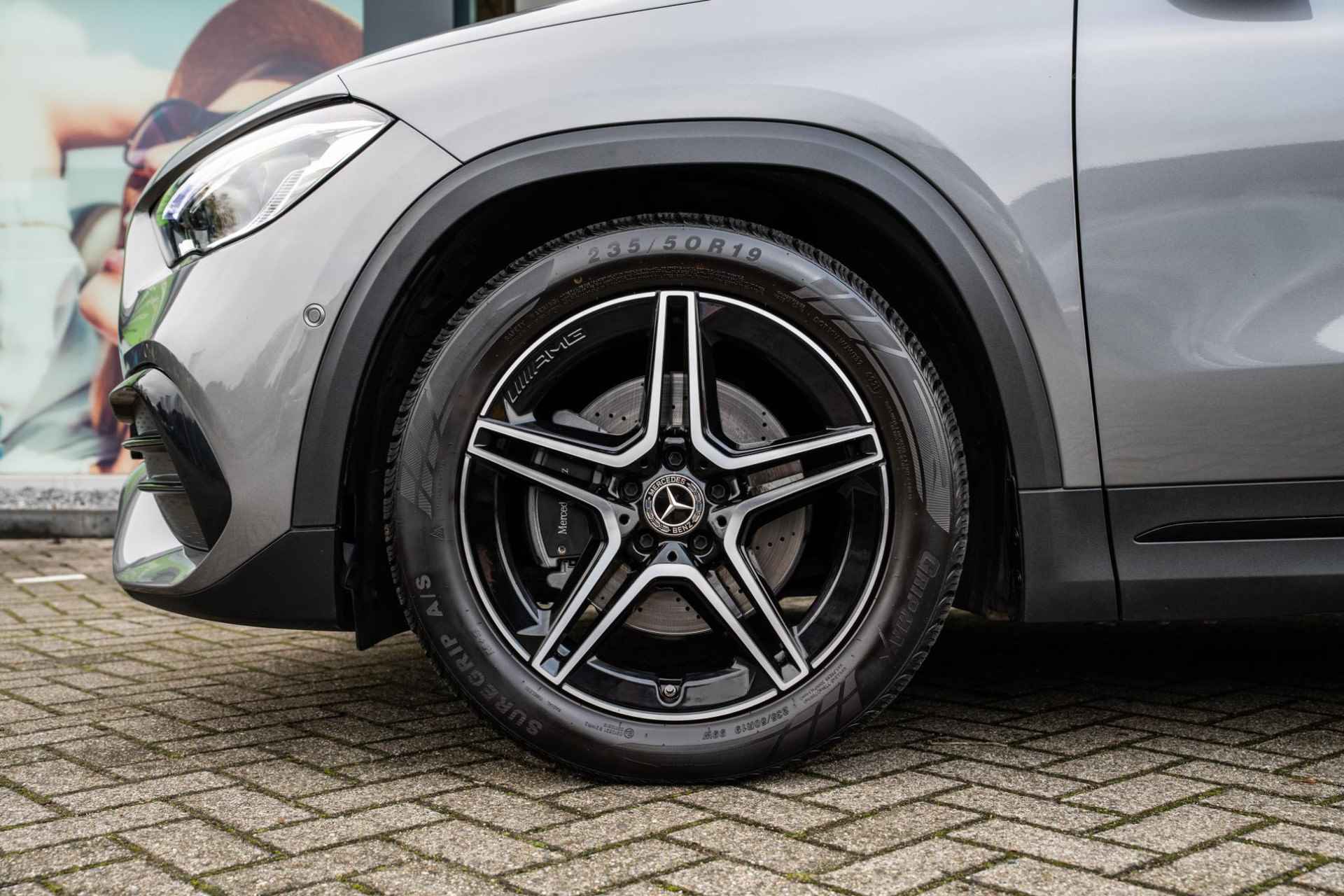 Mercedes-Benz GLA-klasse 200 Business Solution AMG / PANODAK / 1E EIG / NL AUTO - 9/53