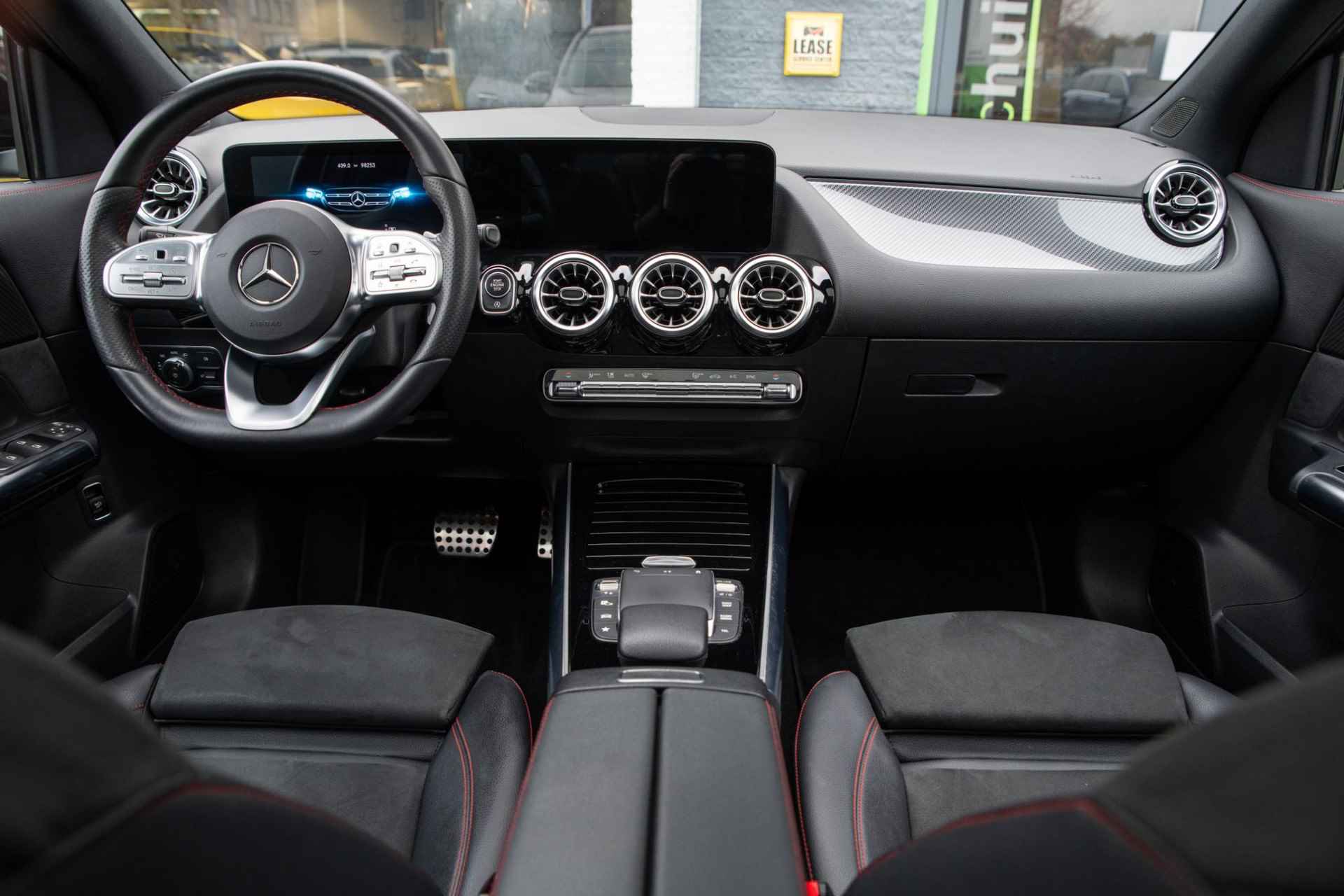 Mercedes-Benz GLA-klasse 200 Business Solution AMG / PANODAK / 1E EIG / NL AUTO - 21/53